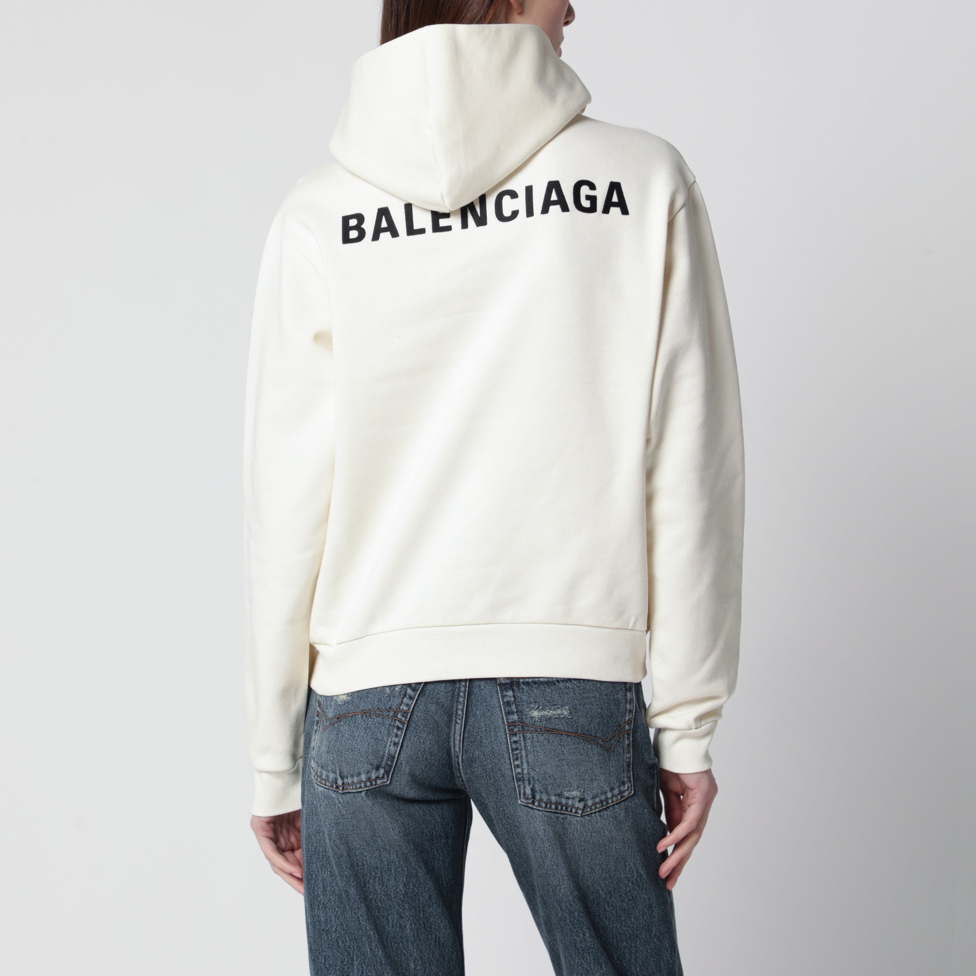 Medium-fit embroidered hoodie in dry fleece, cream