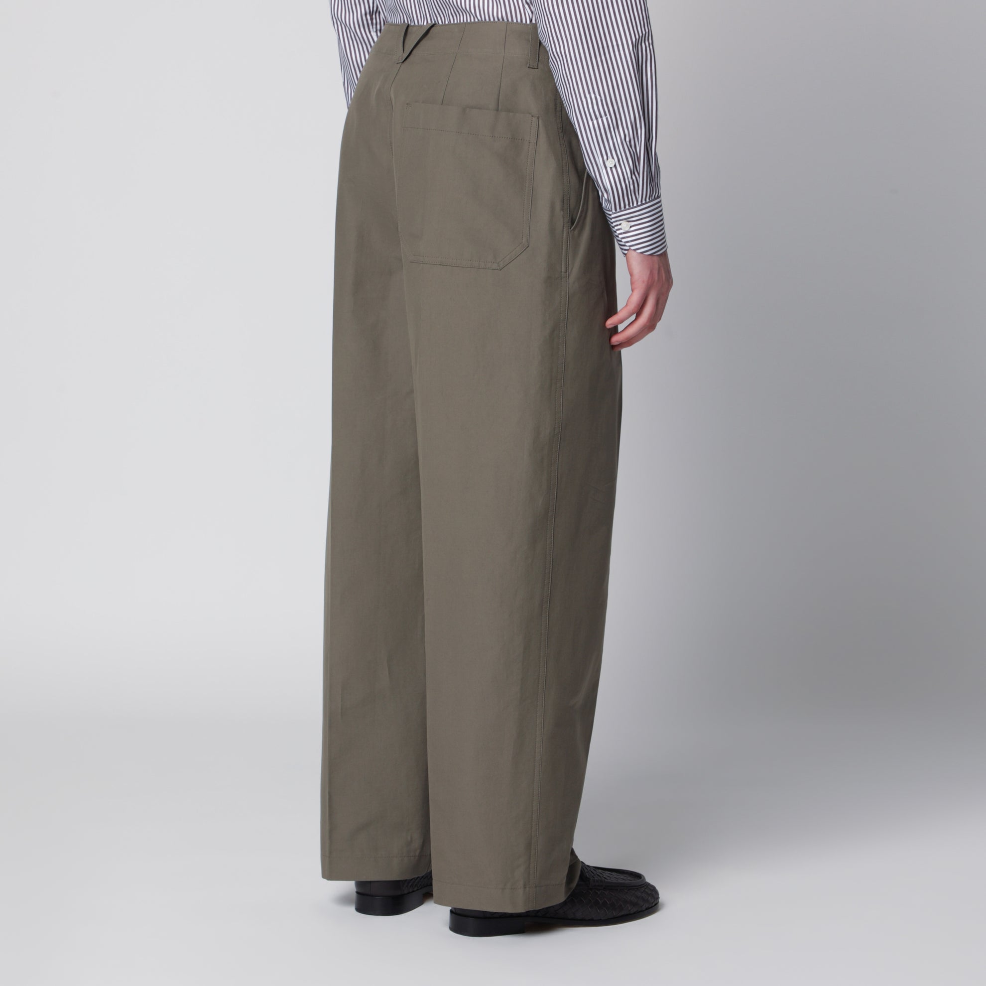 Pantaloni a gamba ampia in cotone color acciaio