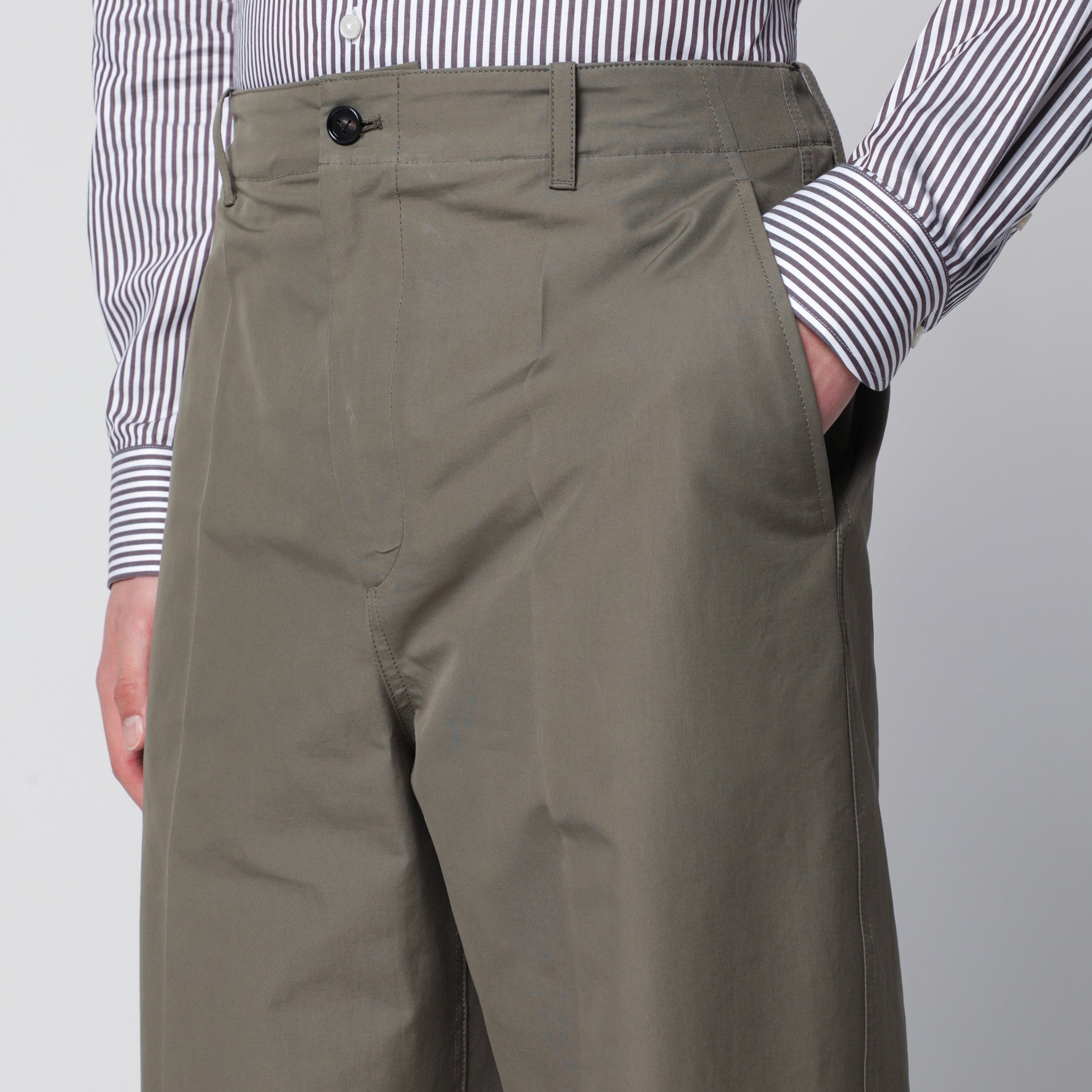Pantaloni a gamba ampia in cotone color acciaio