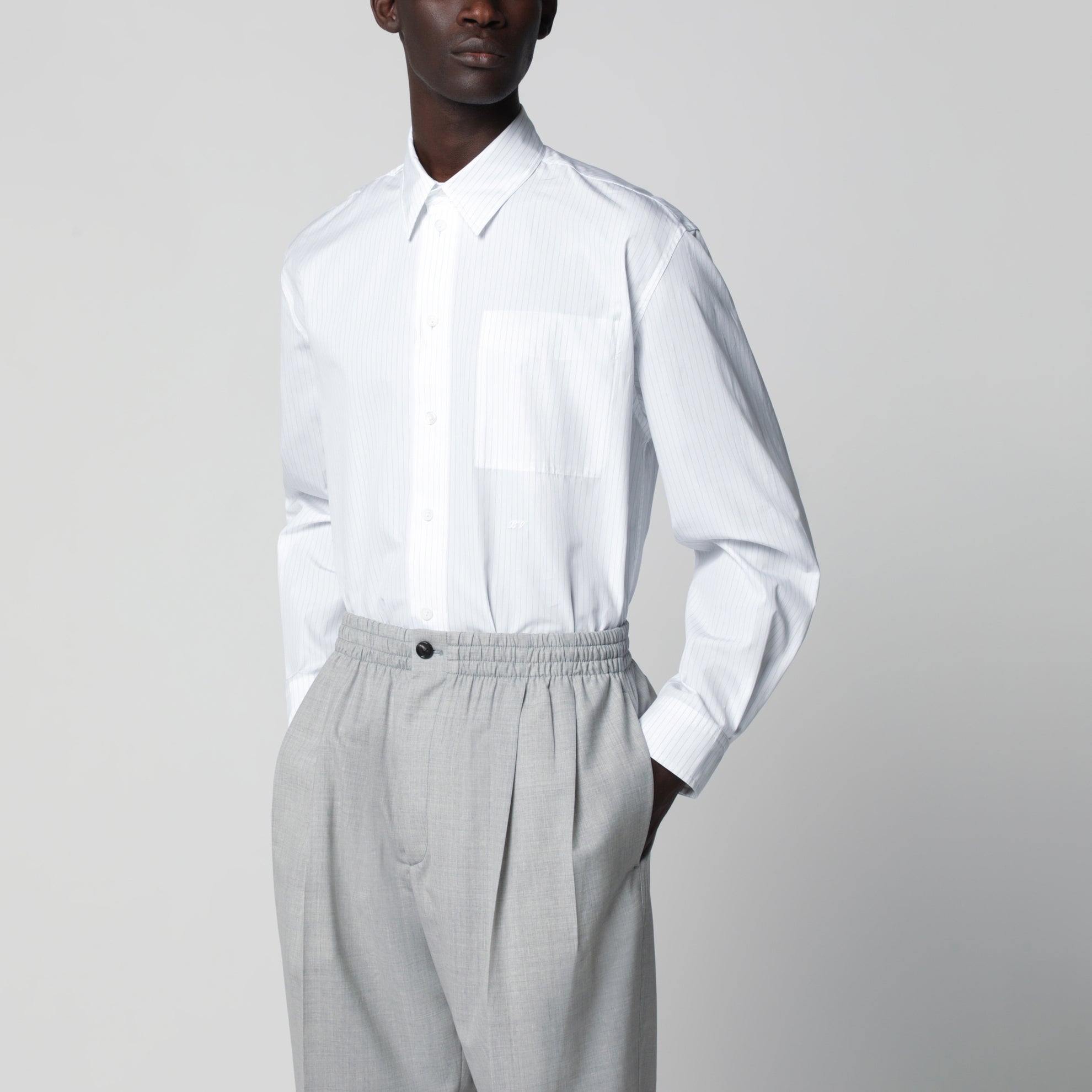 Camicia bianca a righine in cotone