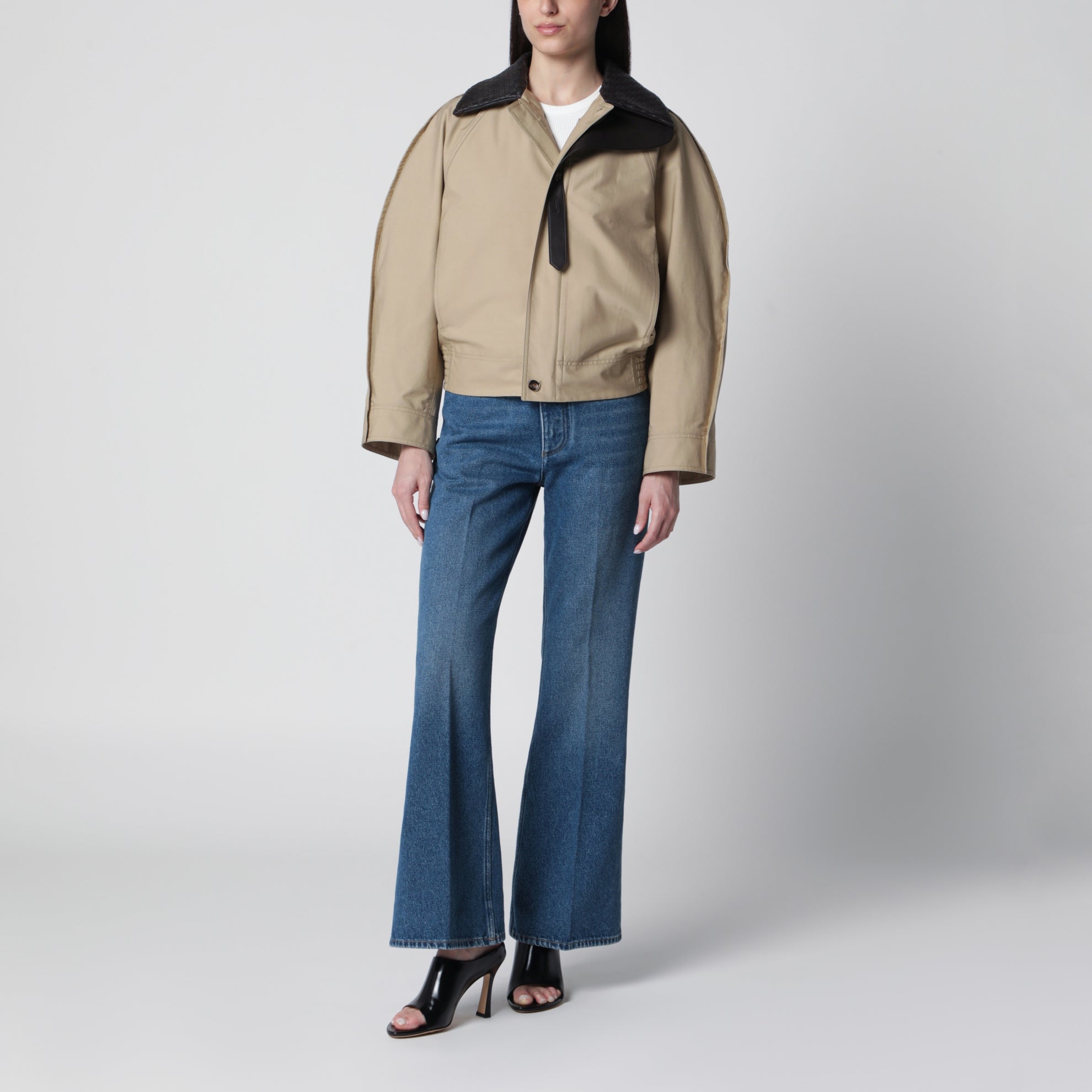 Waterproof cotton jacket with Intrecciato collar