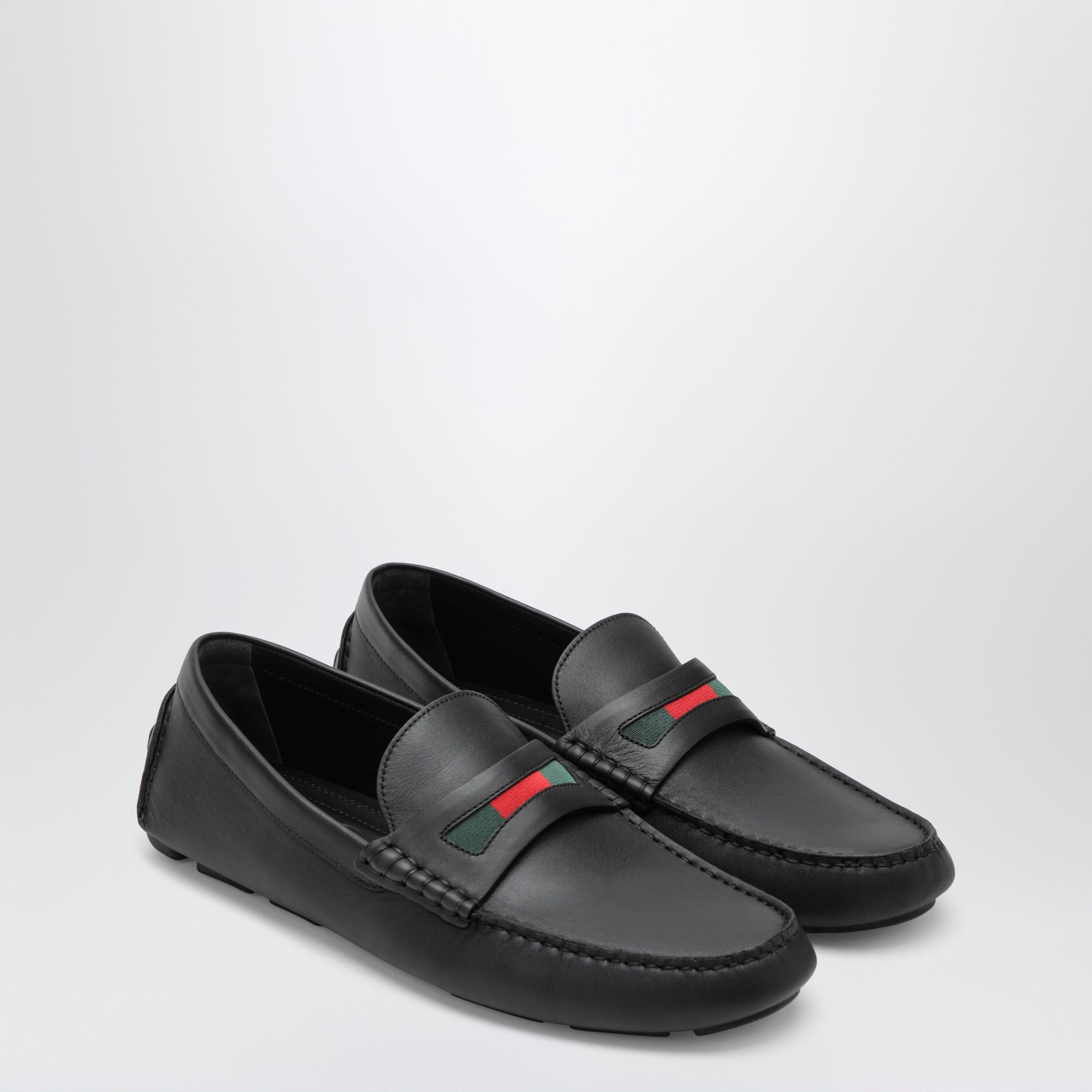 Men's driver loafer in black leather with Web