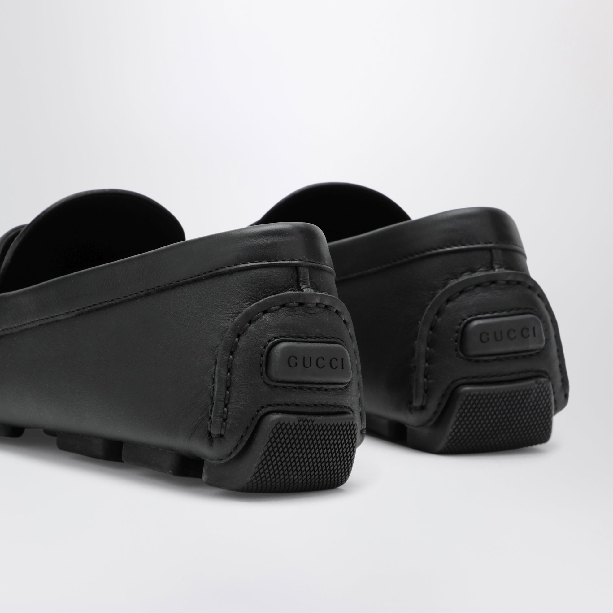 Men's driver loafer in black leather with Web