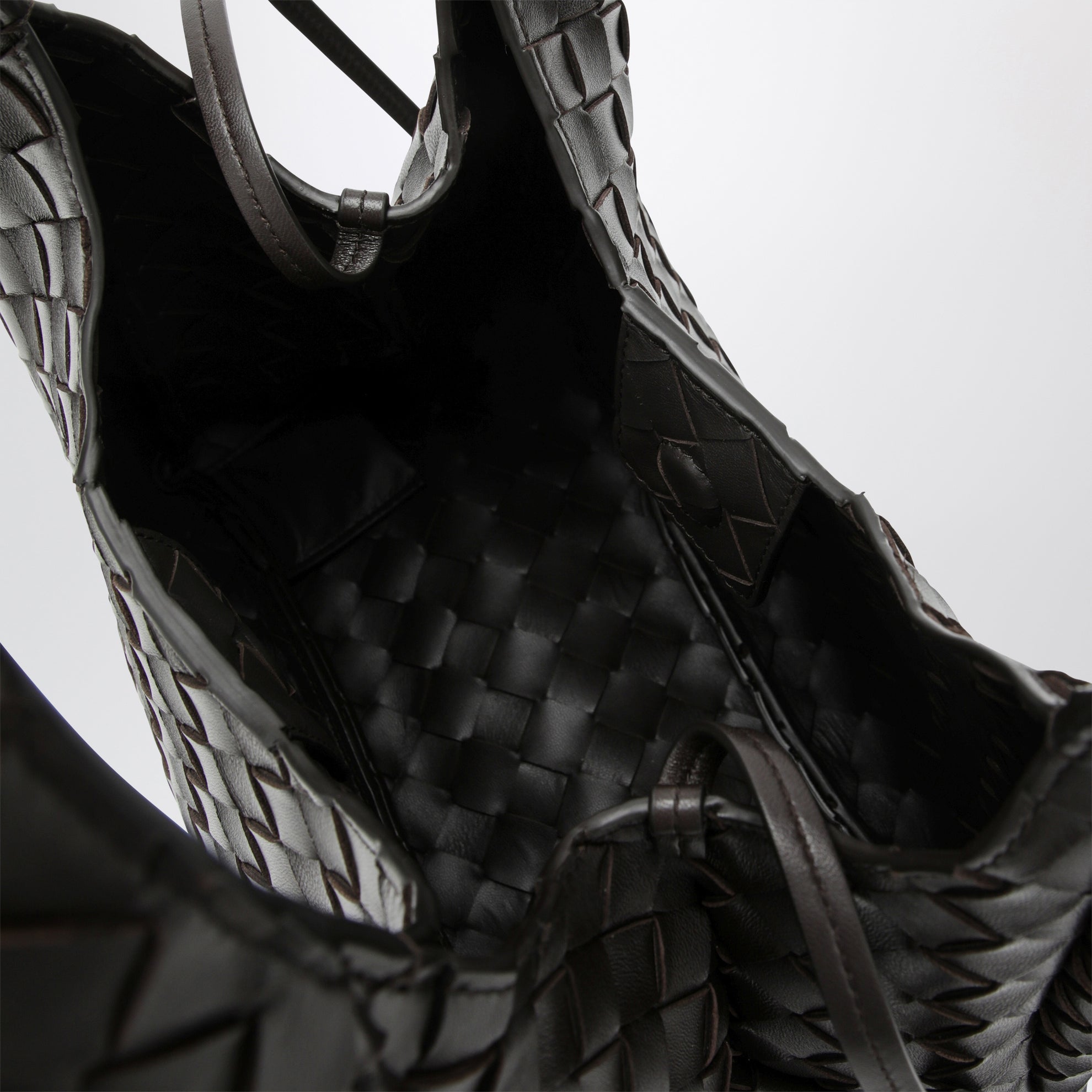 Campana kleine Tasche in Farbe Fondant aus Intrecciato-Leder