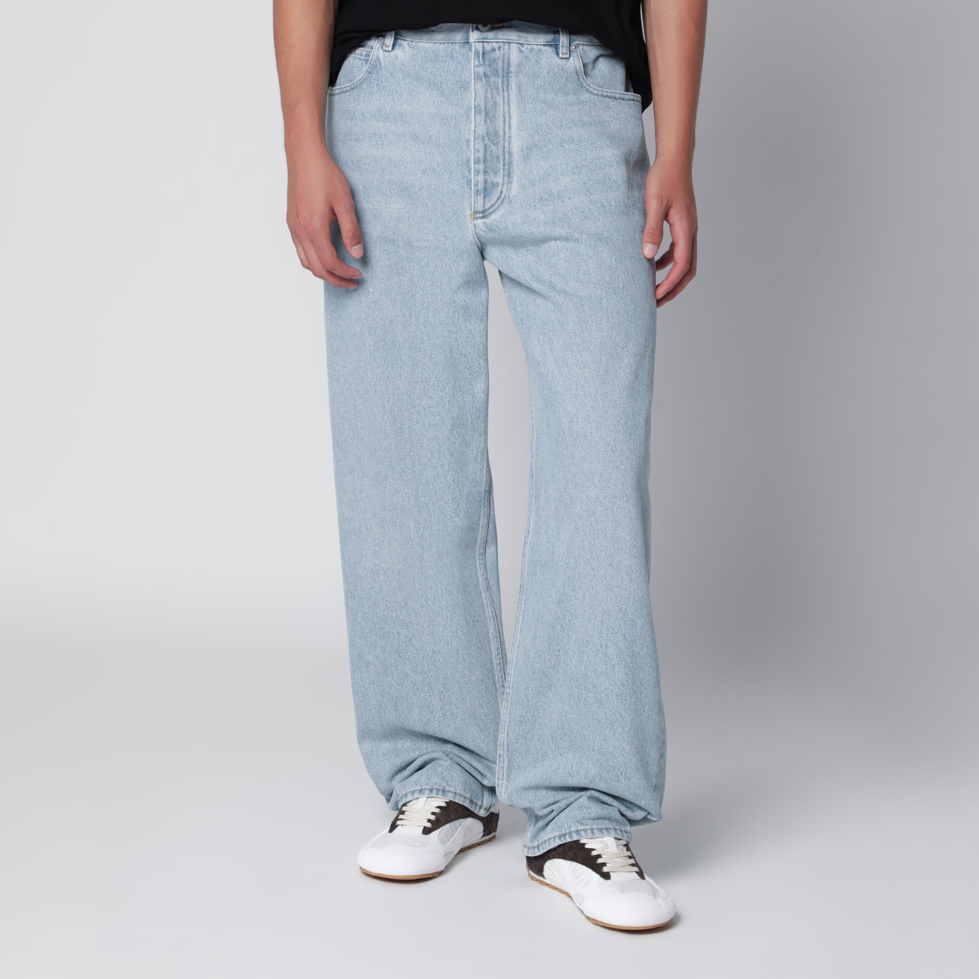 Jeans a gamba ampia con lavaggio Sky Bleached