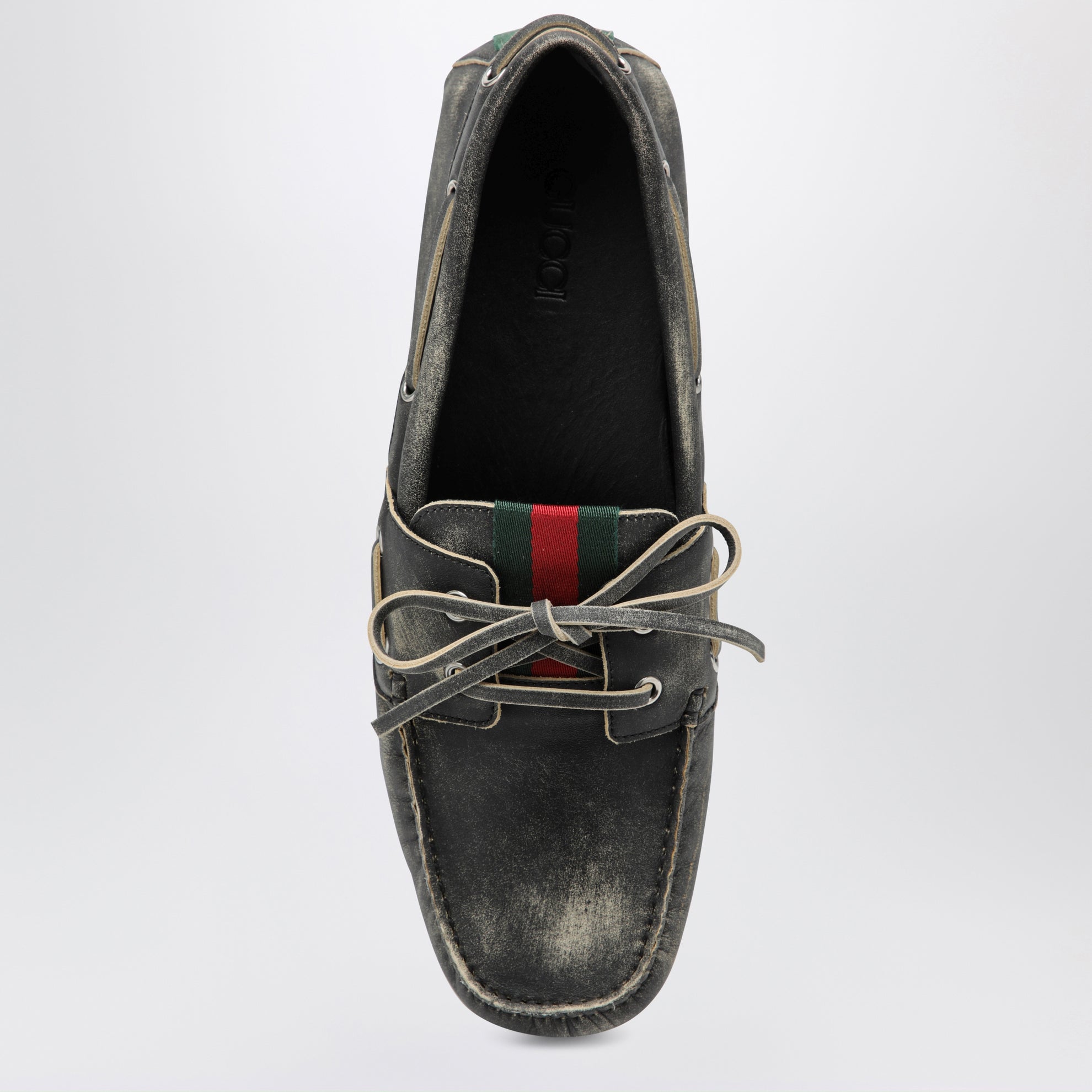 Black boat shoes with washed effect