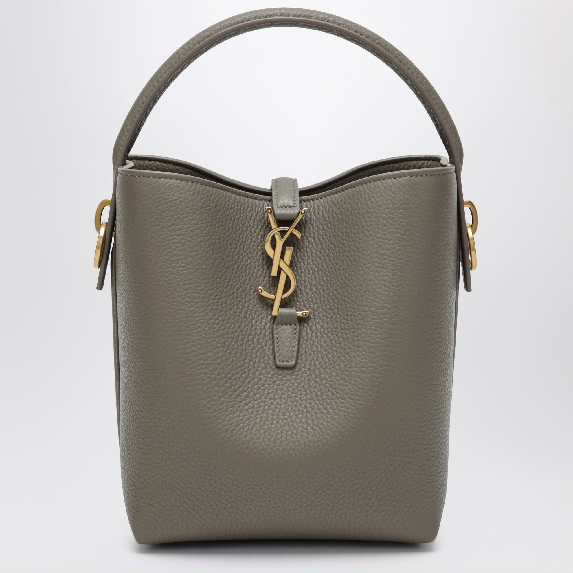 Le 37 Beuteltasche aus genarbtem Leder in Taupe