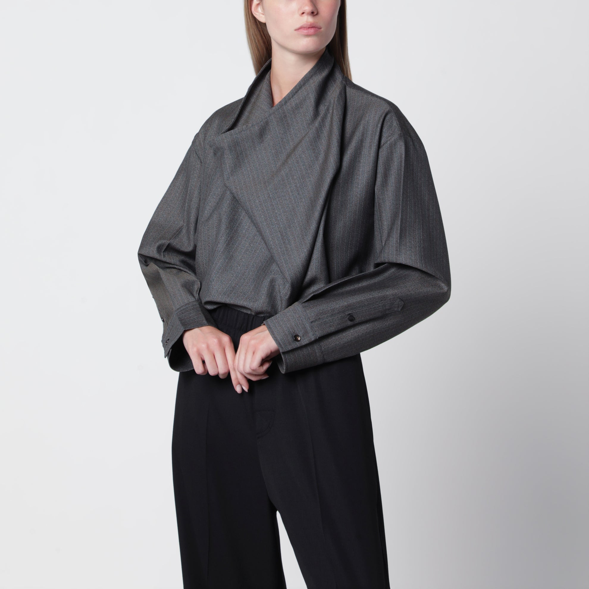 Blusa in tela di lana leggera grigia mélange