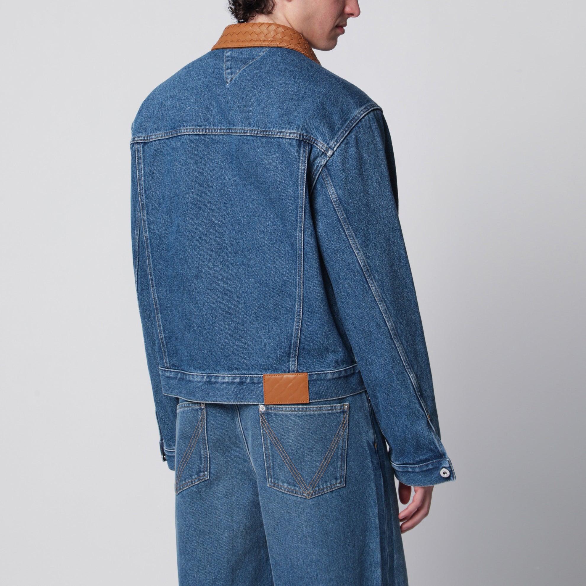 Veste en denim indigo avec col Intrecciato
