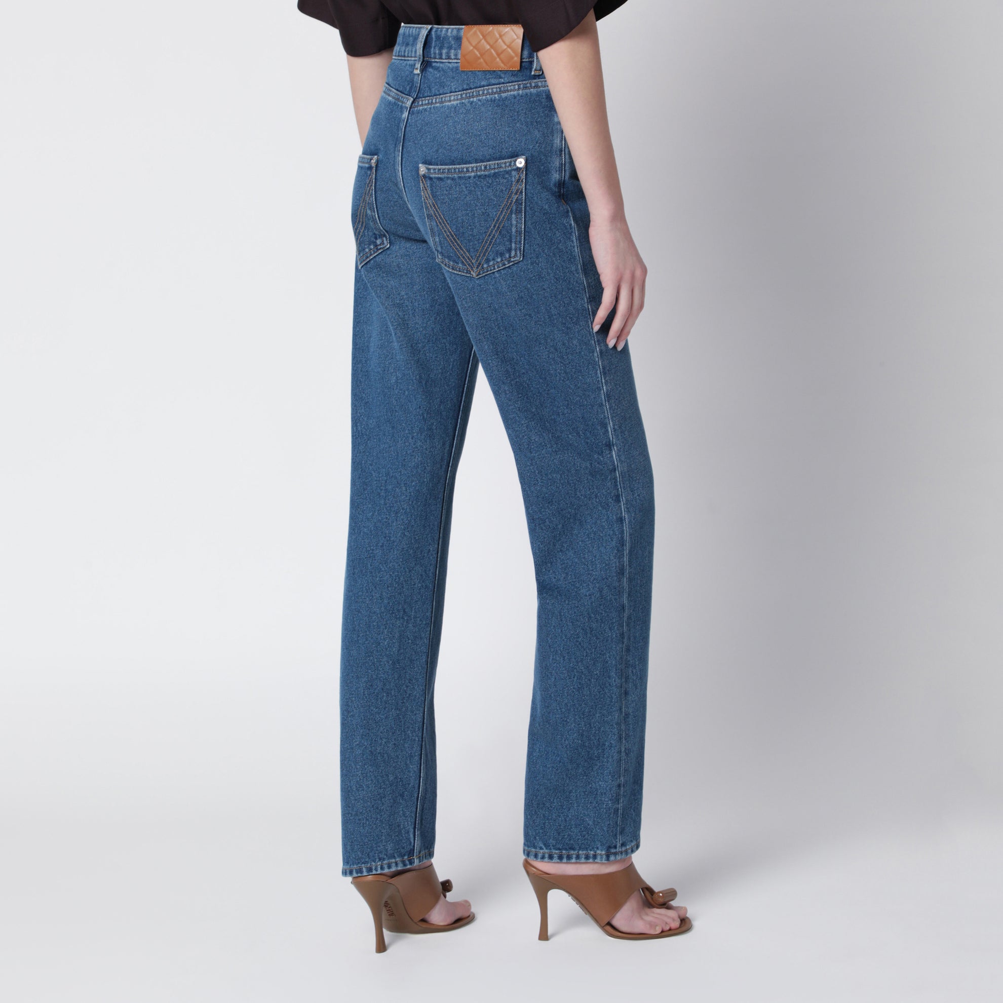 Straight-leg jeans in medium indigo wash