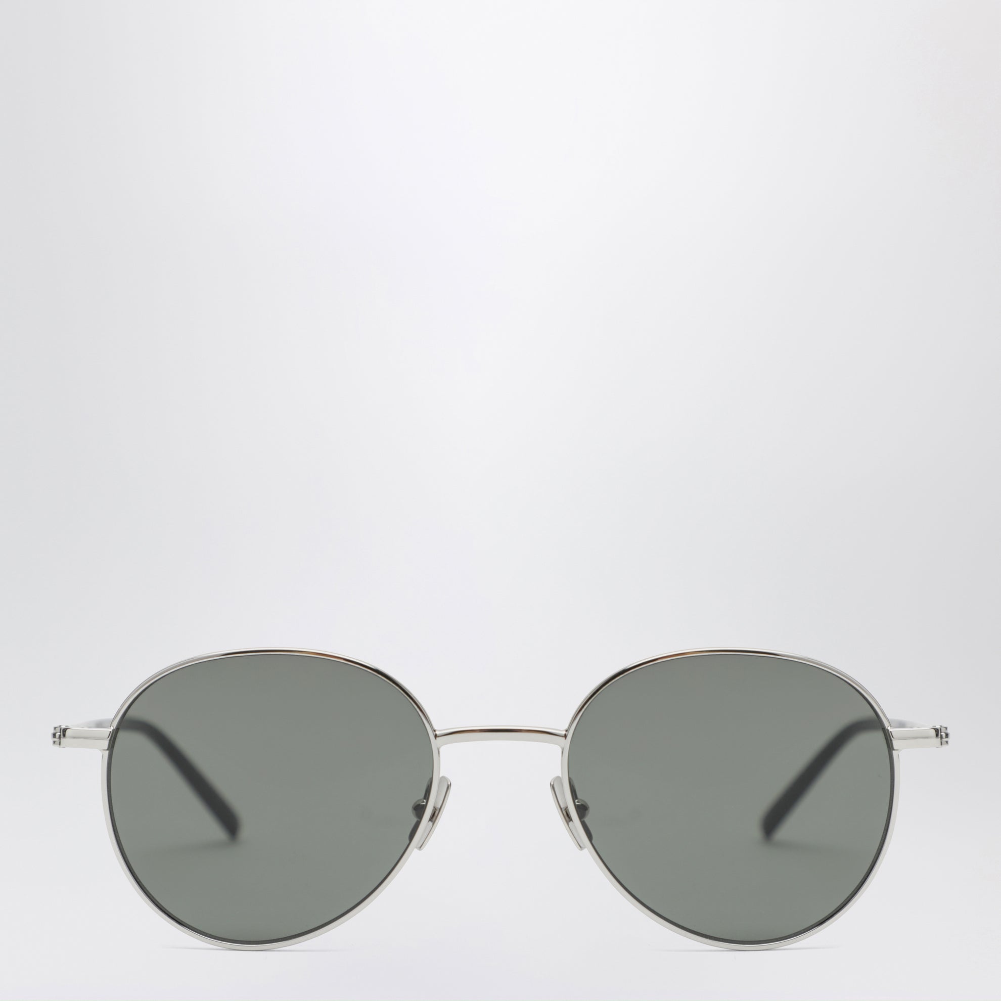 Silver oval metal sunglasses