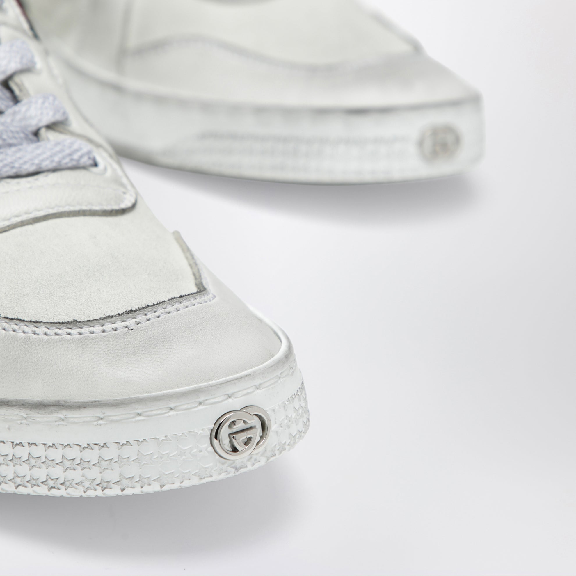 Stretch Sneakers in white leather with worn effect