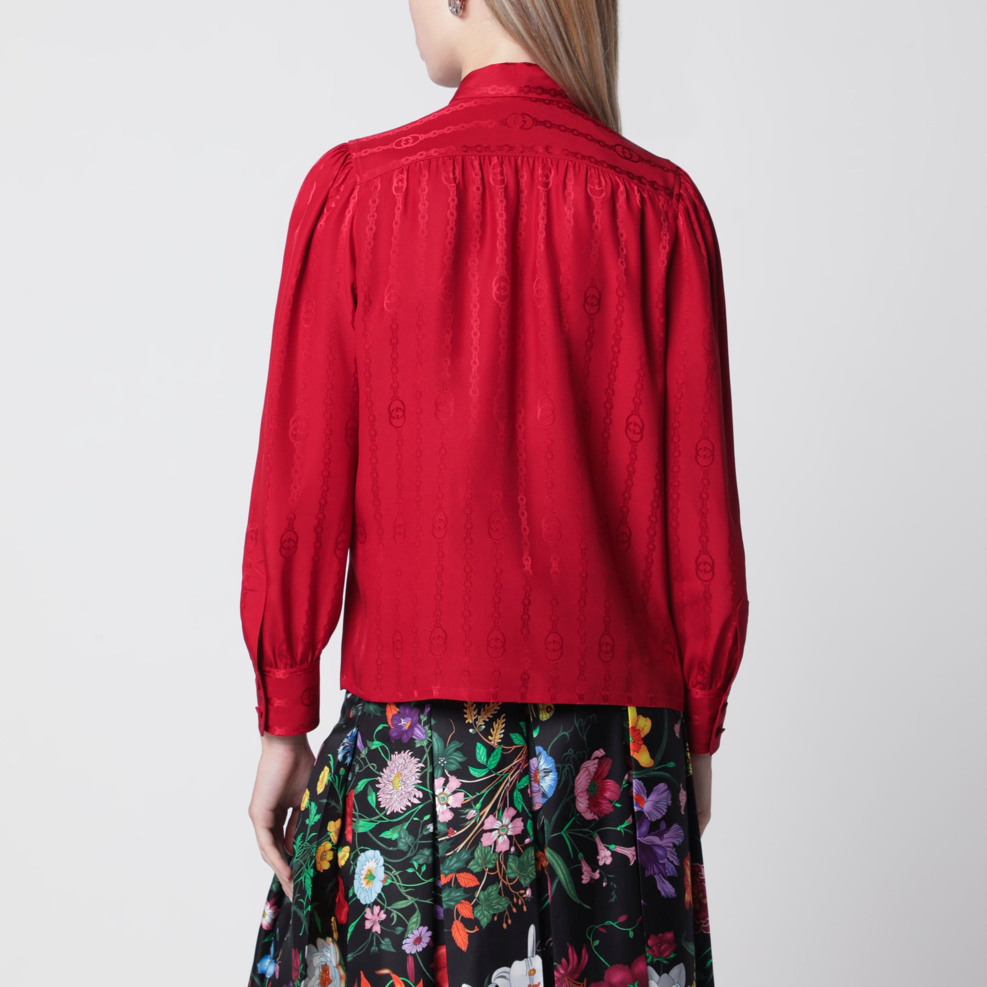 Red silk jacquard shirt with Interlocking GG chain motif