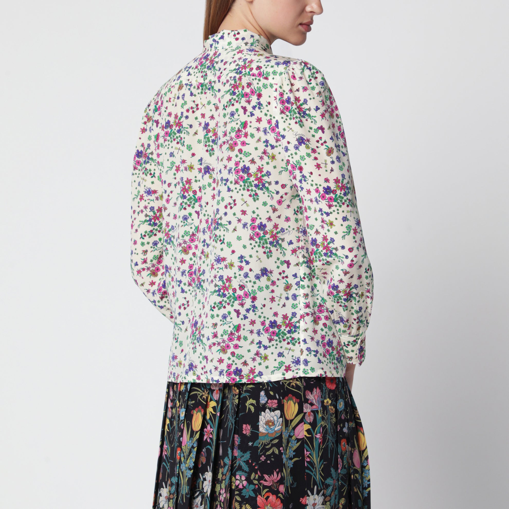 Camicia in seta stampata con fiocco avorio/rosa