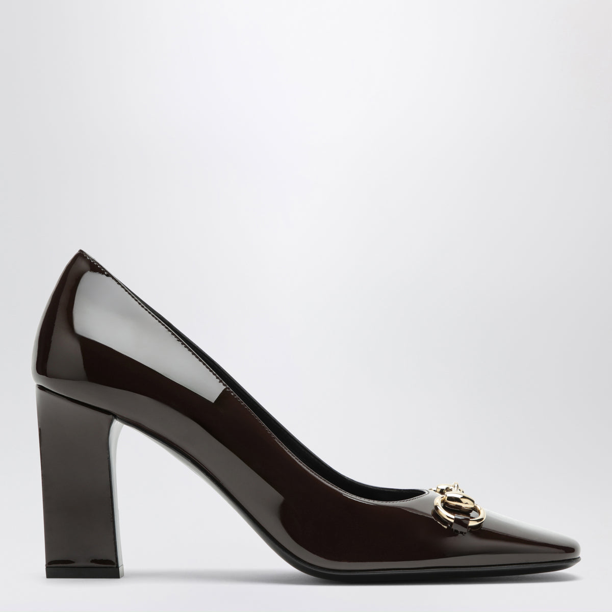 Brown patent leather ladies' pumps