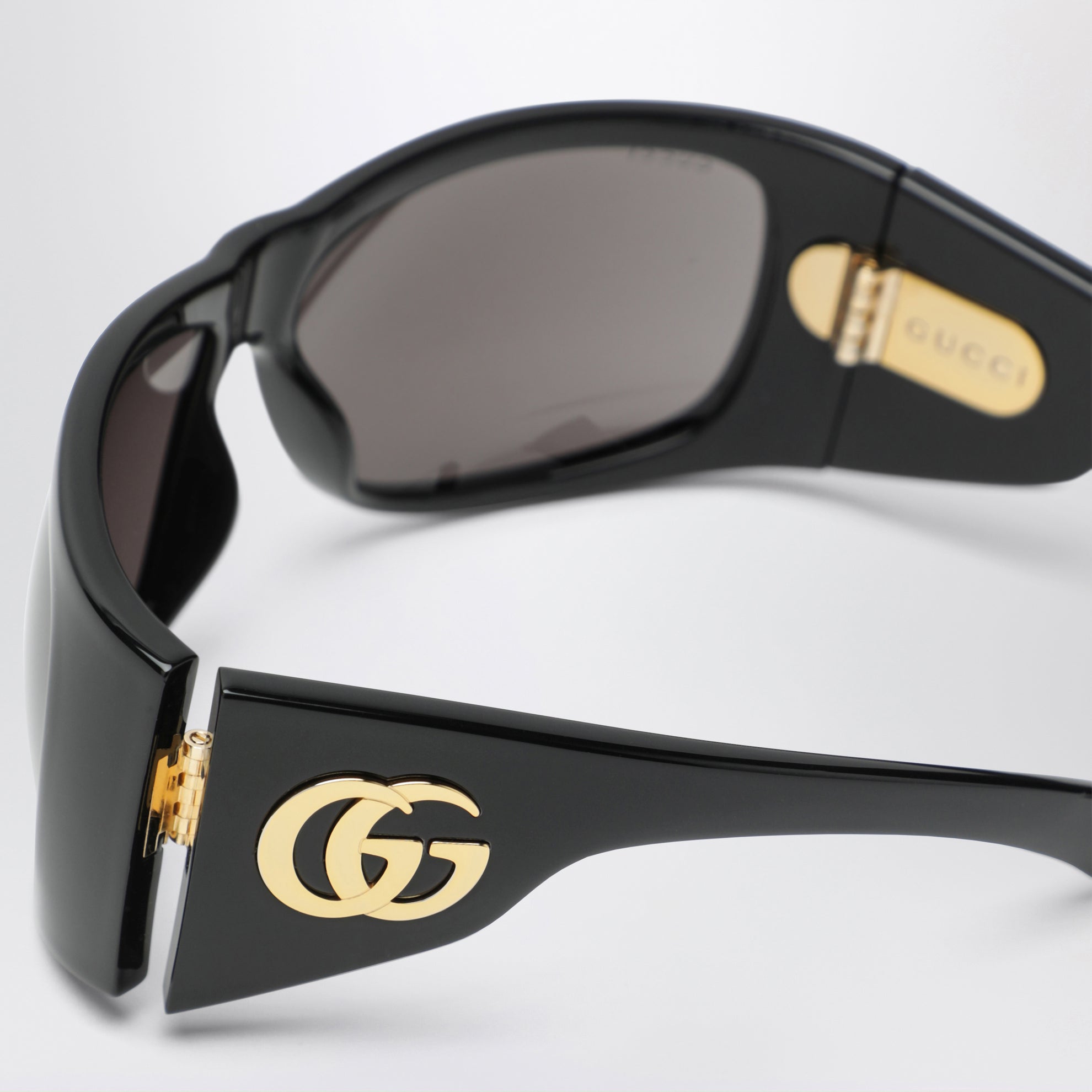Black Square Sunglasses