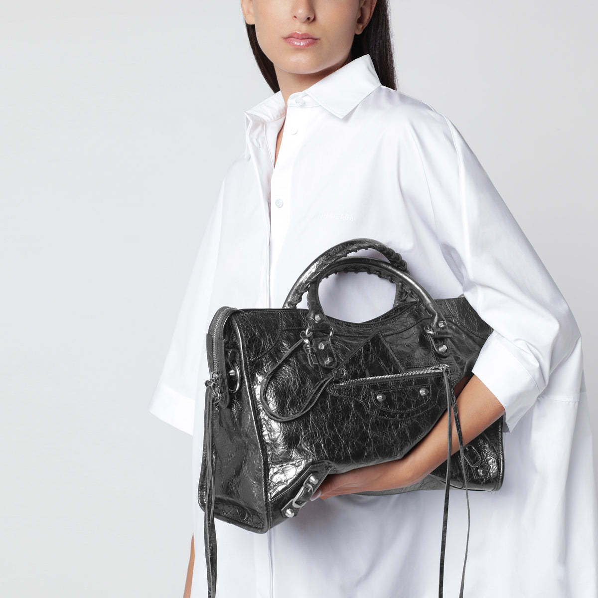 Le City Medium Tasche aus stahlgrauem Leder