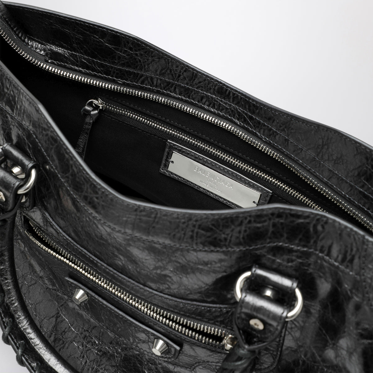 Le City Medium Tasche aus stahlgrauem Leder