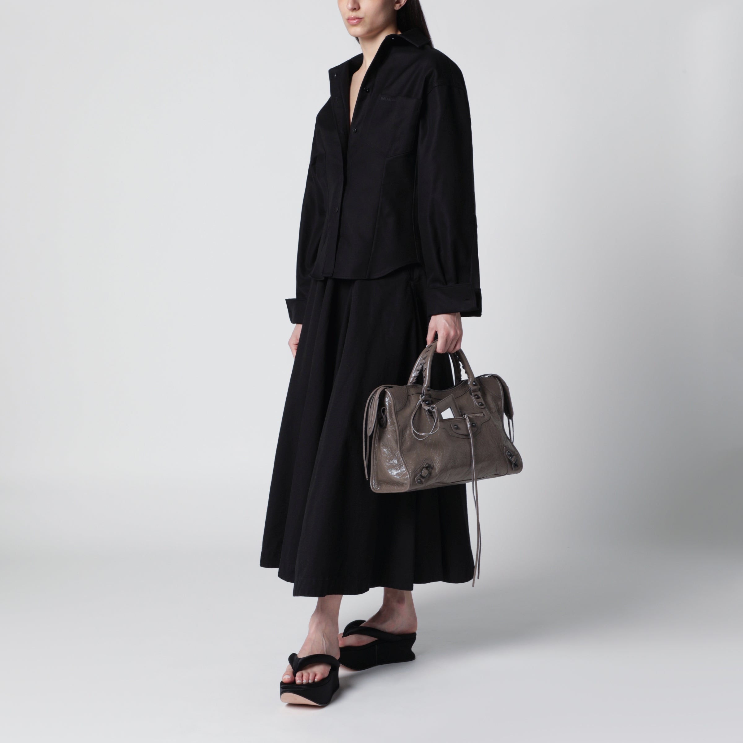 ルイ Balenciaga Le City medium handbag in dark walnut leather | TheDoubleF