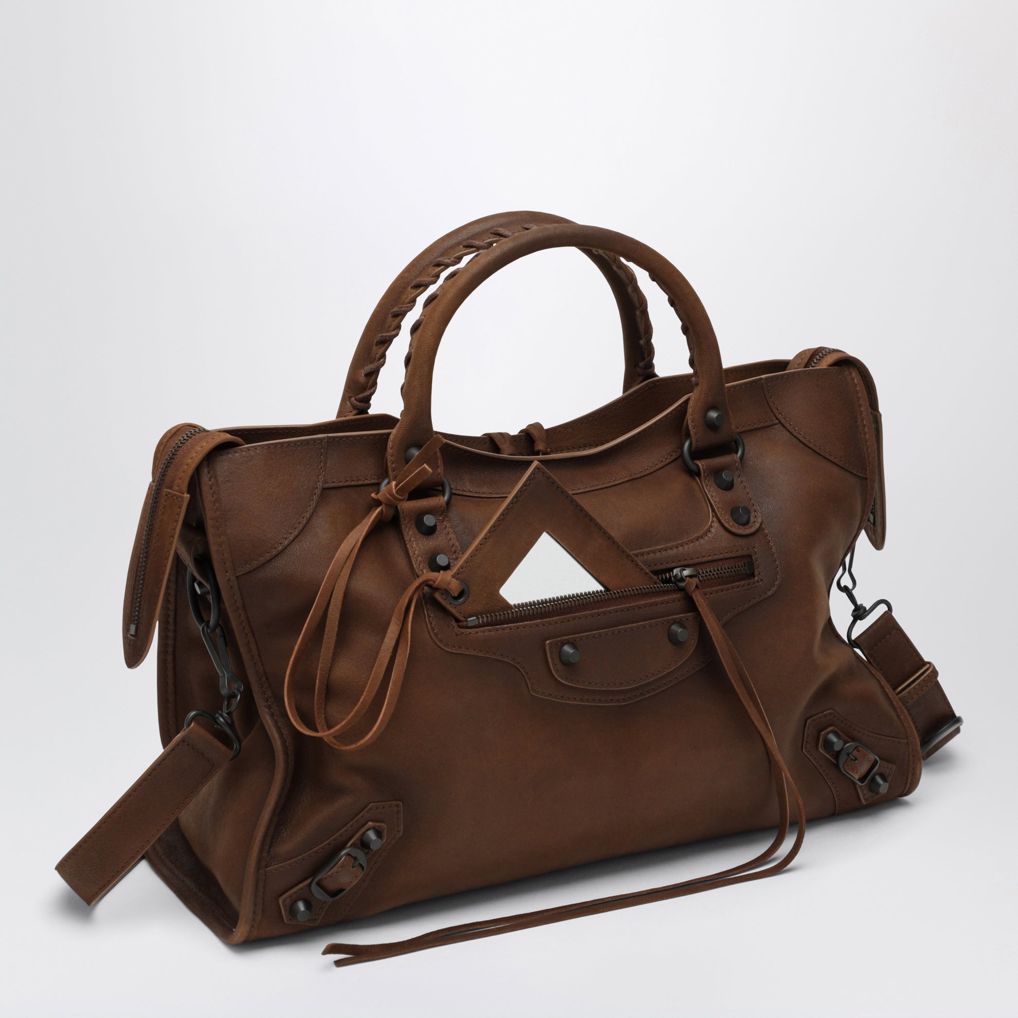 Le City Medium caramel leather bag