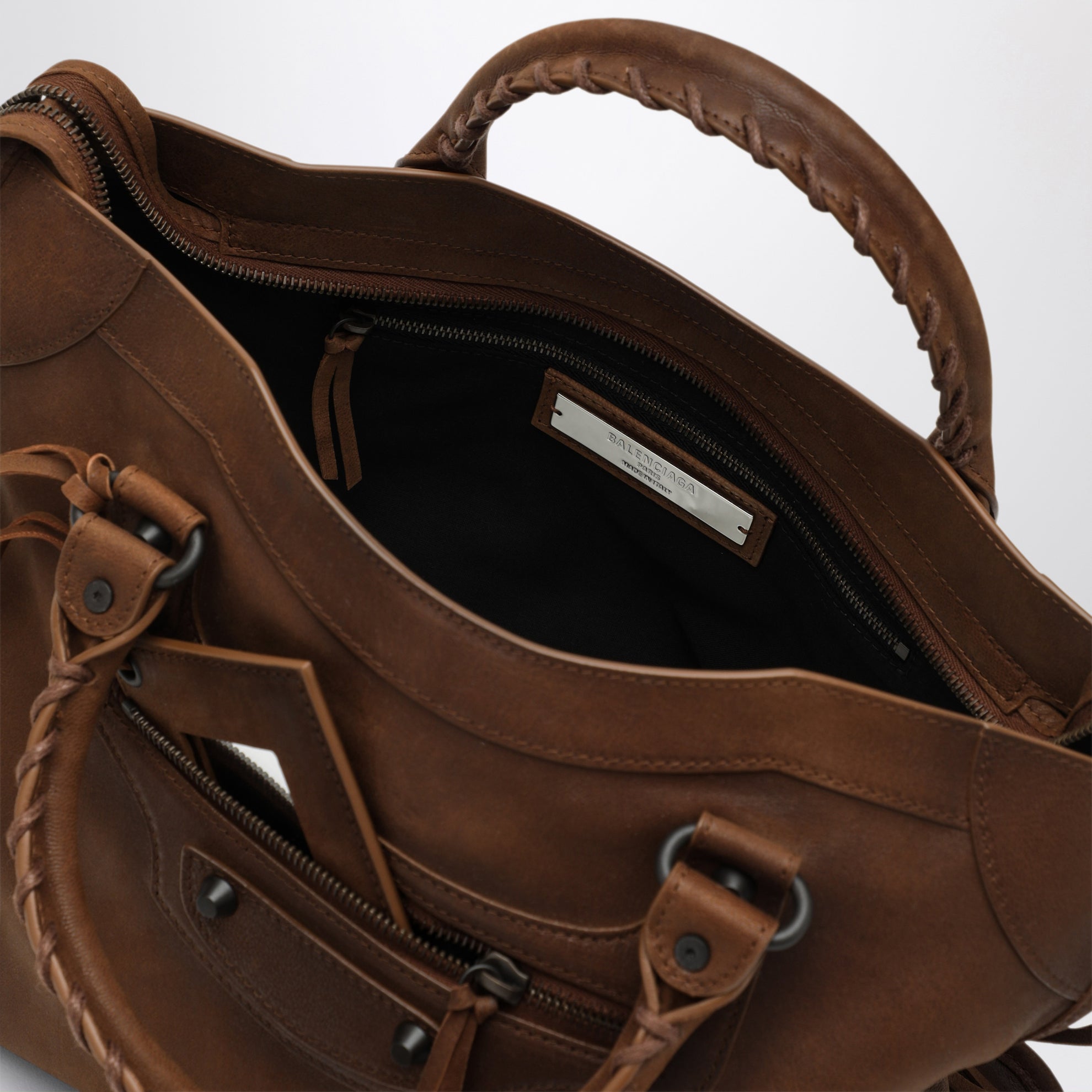Le City Medium caramel leather bag