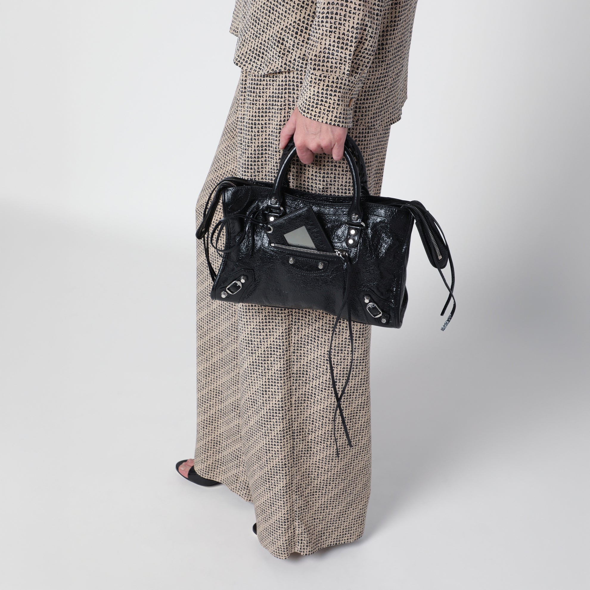 Petit sac Le City en cuir d’agneau noir