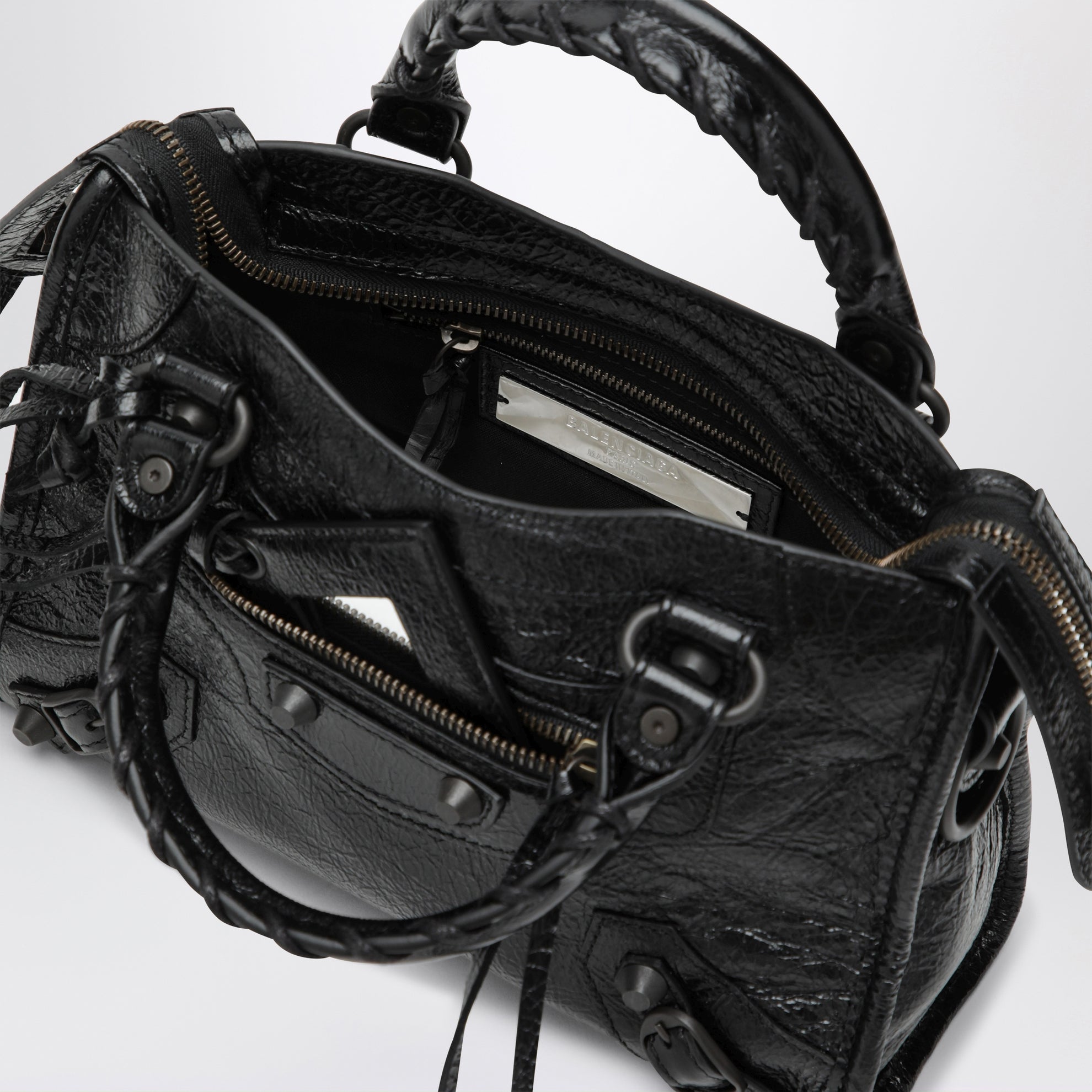 Le City Mini Handtasche aus Lammleder in Schwarz