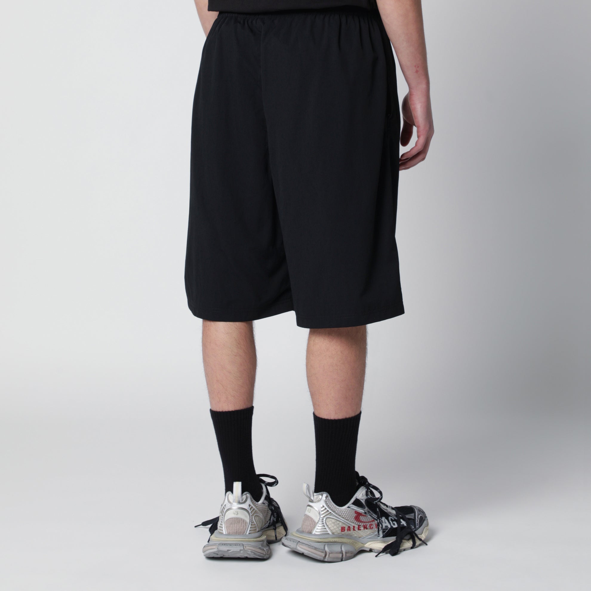 Black Bermuda shorts in Loop Sports Icon technical polyamide