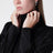 Pull à col roulé en soie noir