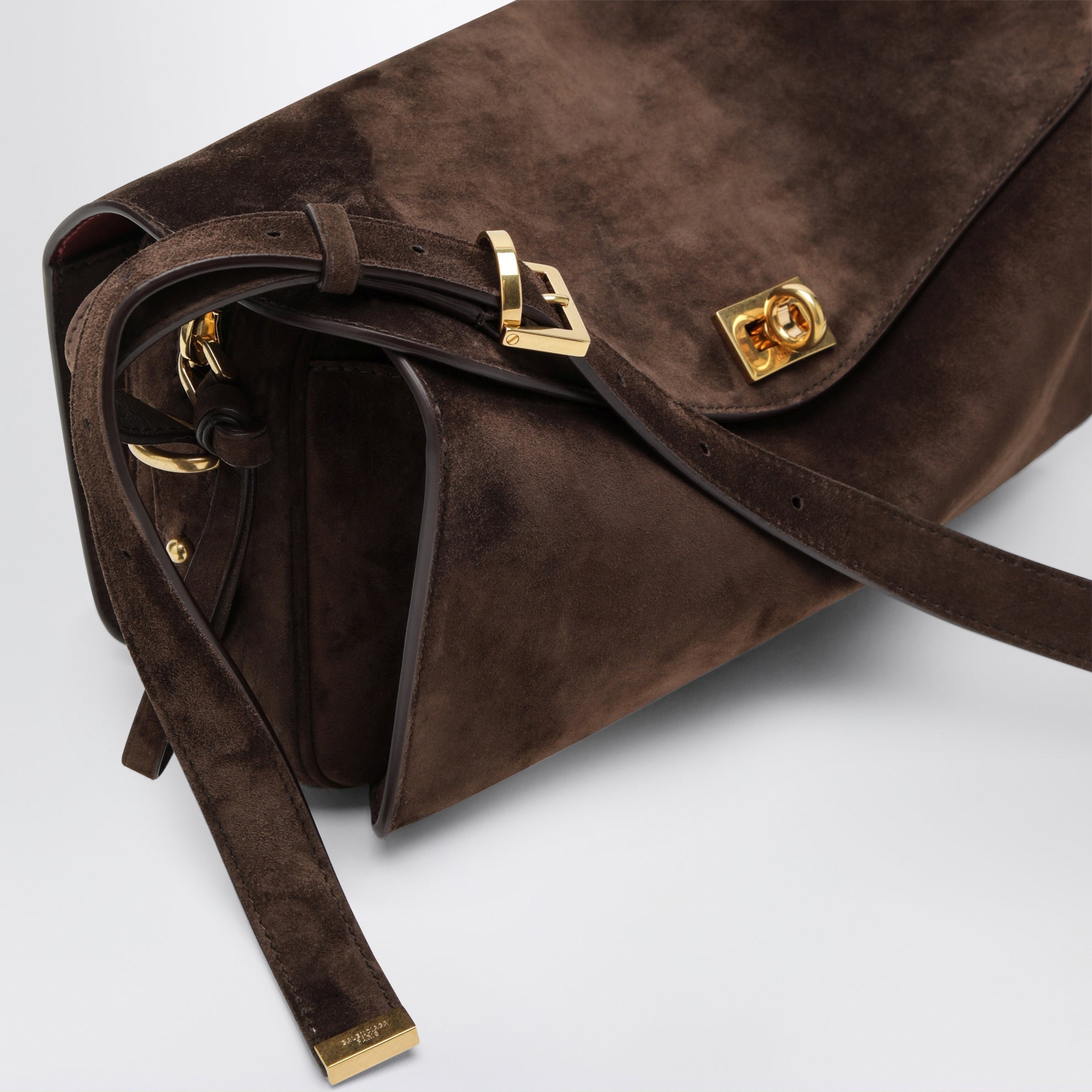 Le 7 Medium suede calfskin shoulder bag in Moka/Ruby