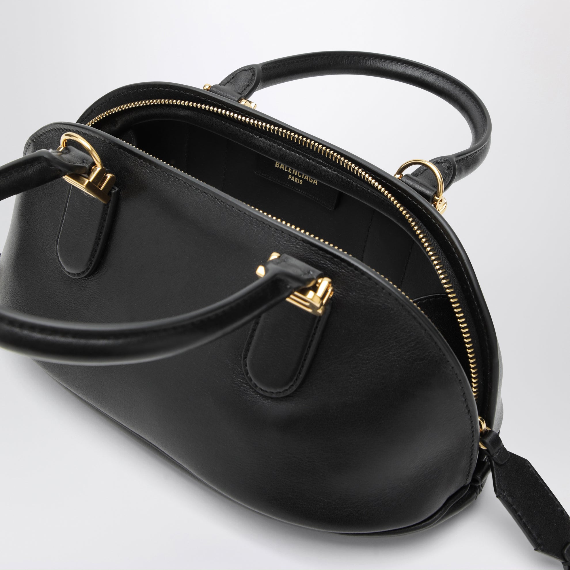 Bolero Mini Bowlingtasche aus schwarzem Leder