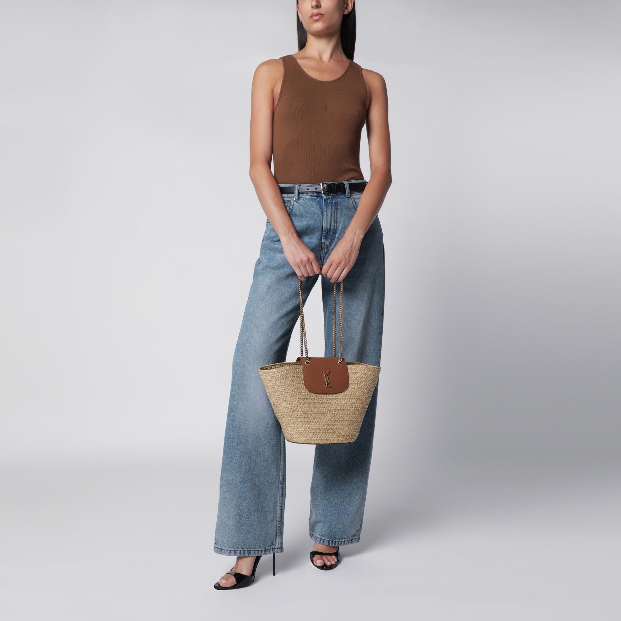 Manon raffia basket bag in Maple Sugar/Brick