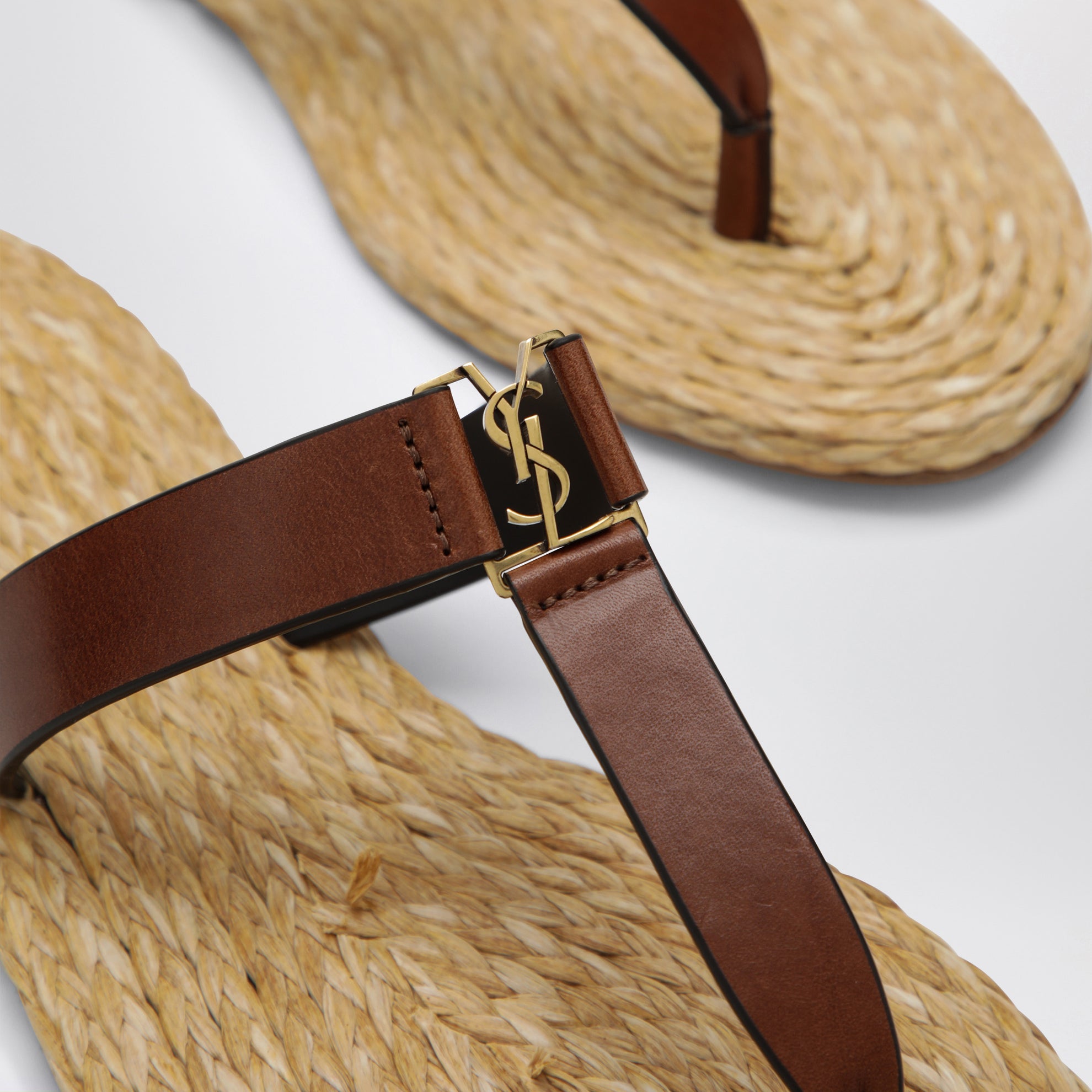Tongs Babylone en cuir brun brûlé