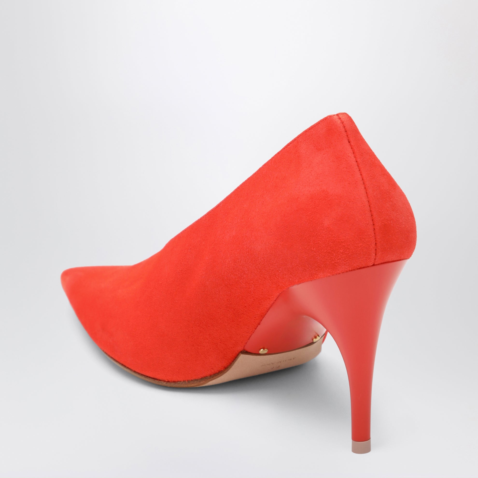 Duchesse 90 mm suede goatskin pumps in tangerine