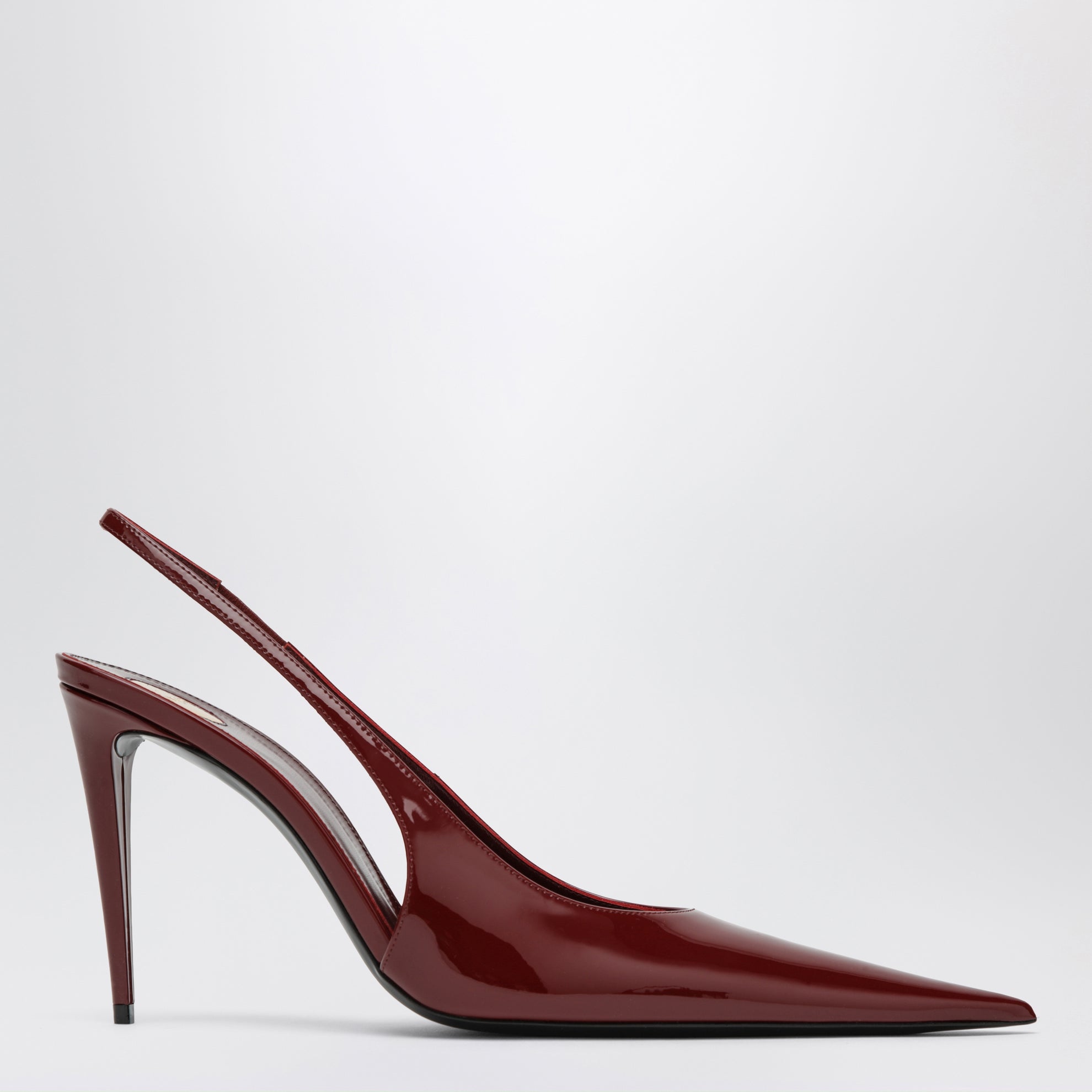Escarpins slingback Guermantes en cuir verni rouges