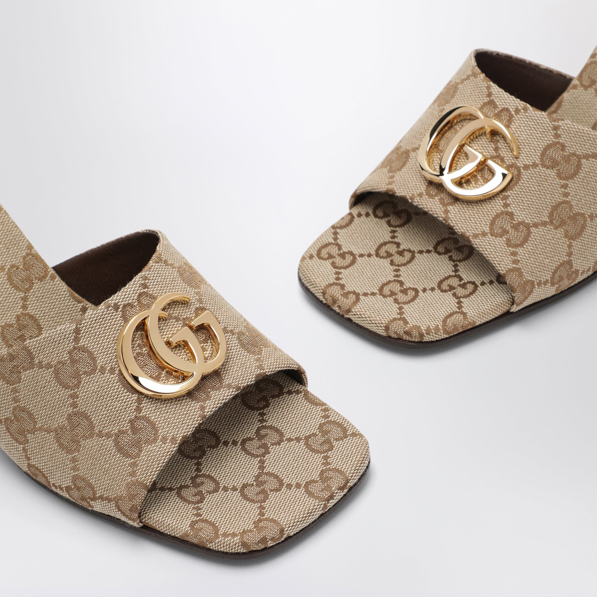 Double G slider sandals in GG canvas in vintage sand