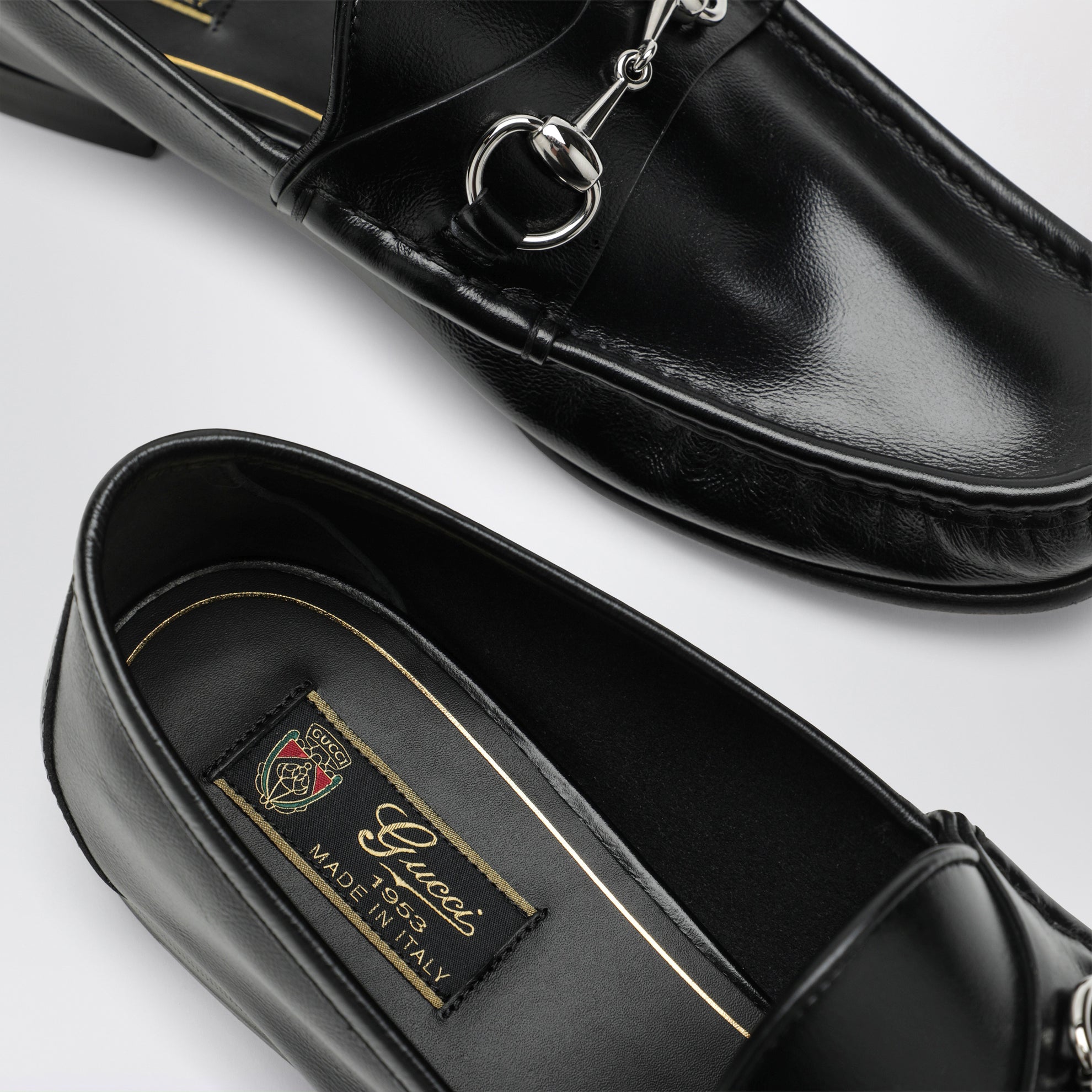 Mocassin Lugano en cuir noir à mors argenté