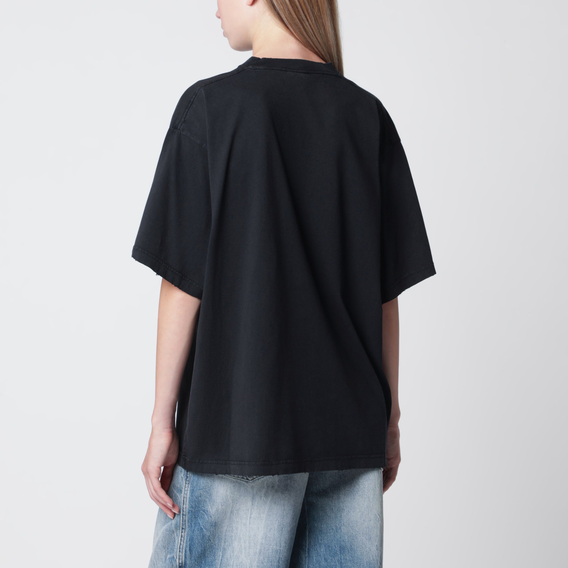 T-shirt oversize noir délavé avec imprimé logo