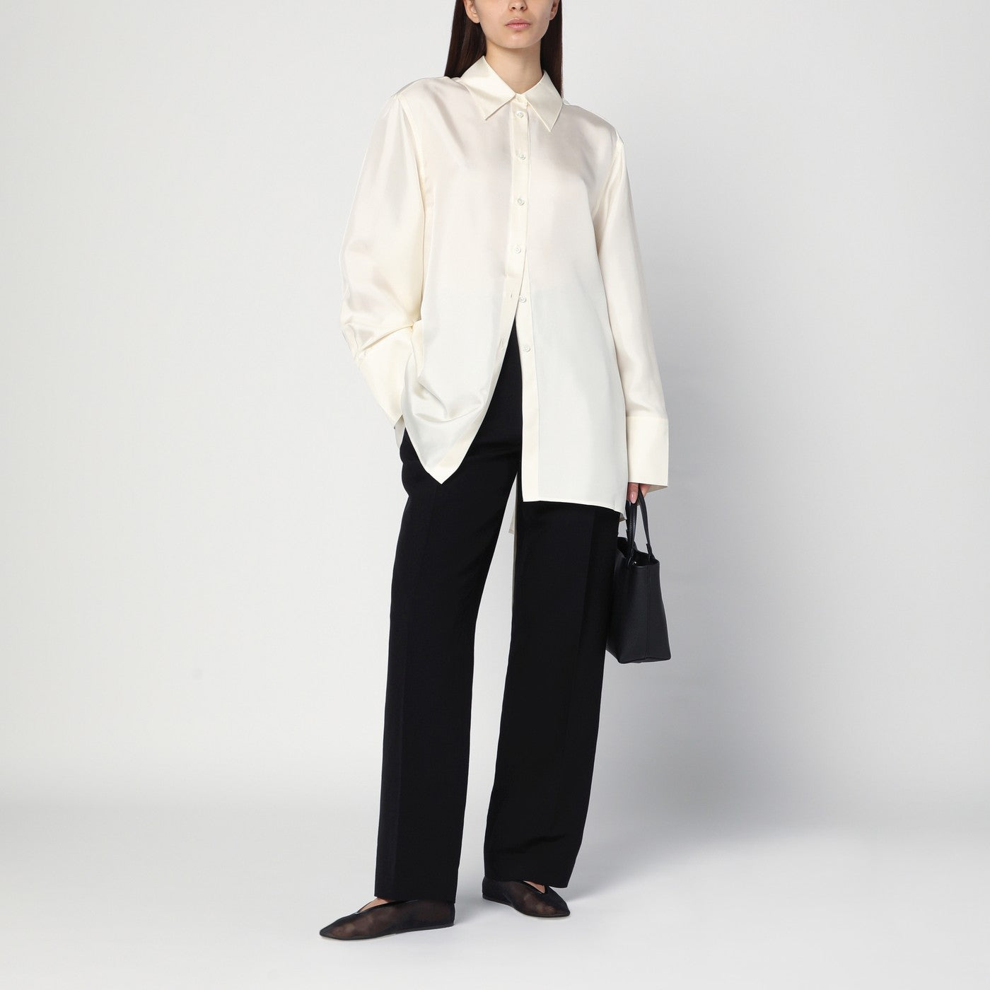Pantalon Lilas noir en laine et lin