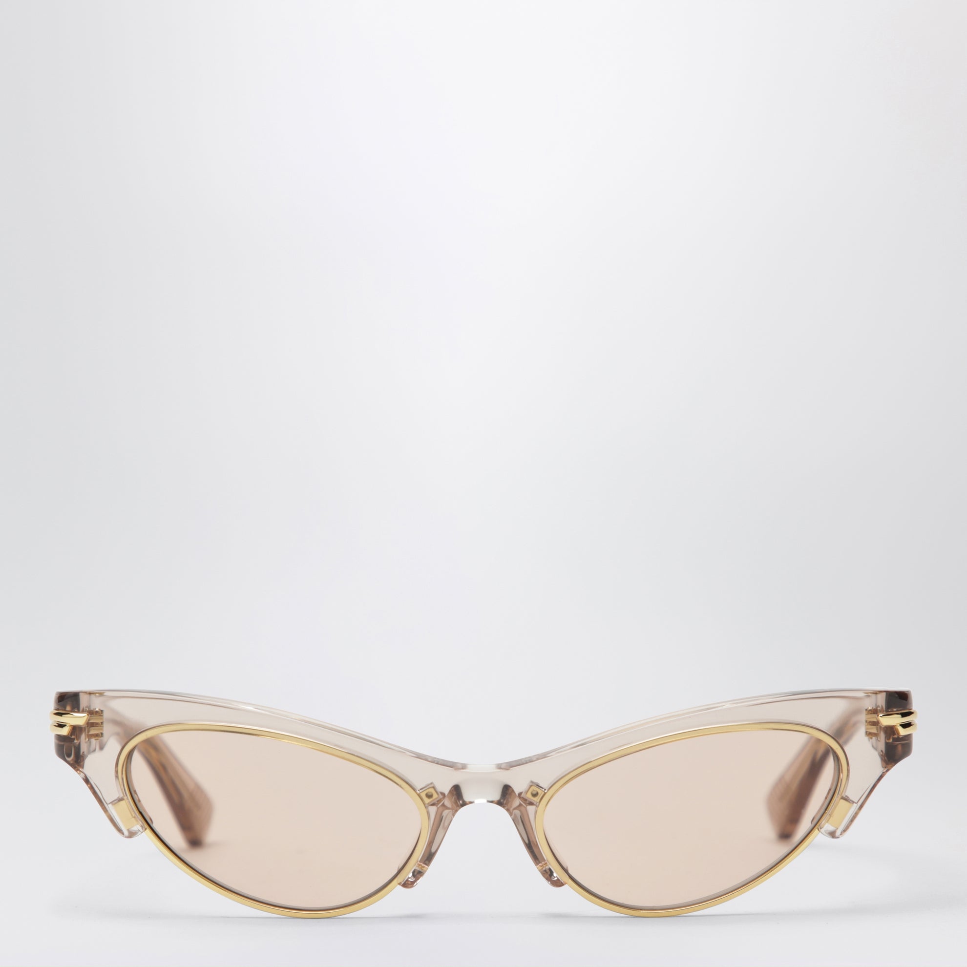 Angle cat-eye sunglasses in recycled acetate, brown