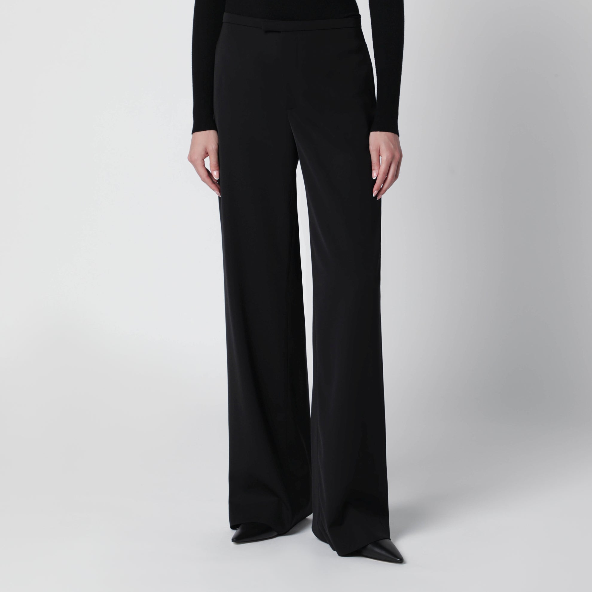 Oversized lightweight wool trousers in black