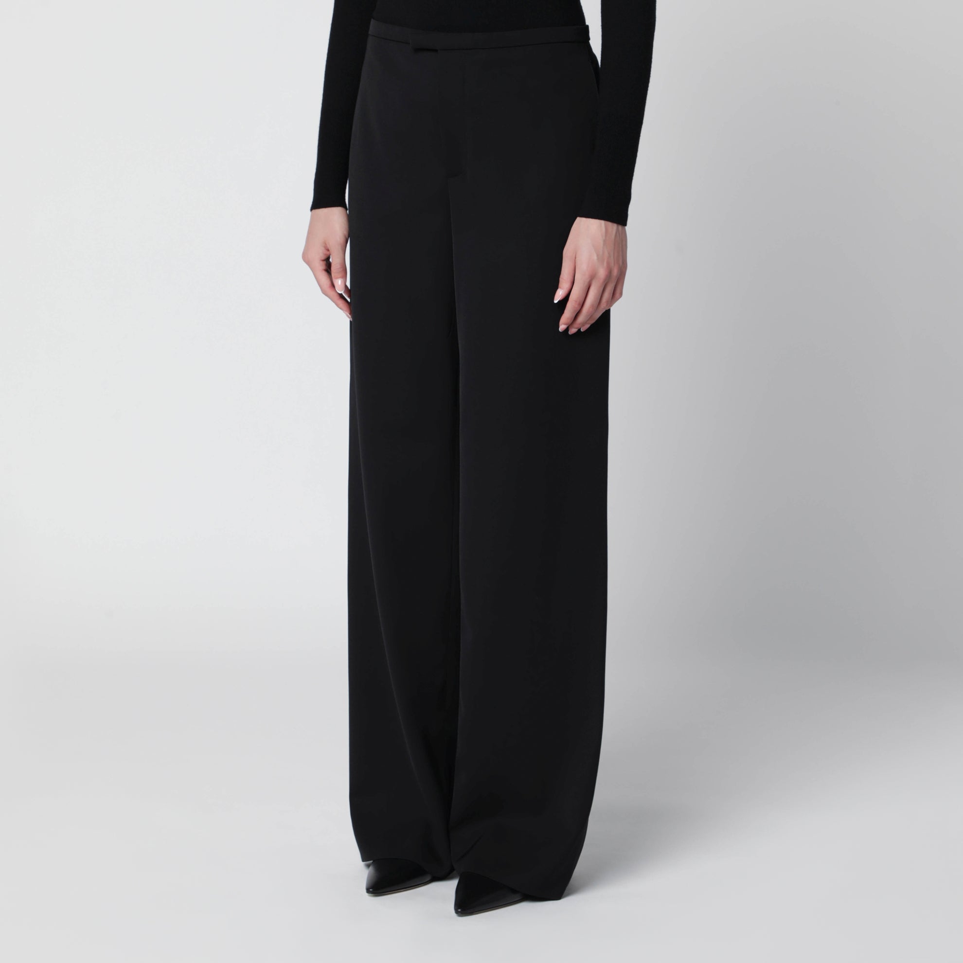 Oversized lightweight wool trousers in black