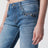 Low-Rise Flare-Jeans mit Horsebit aus Stretch-Denim, blau
