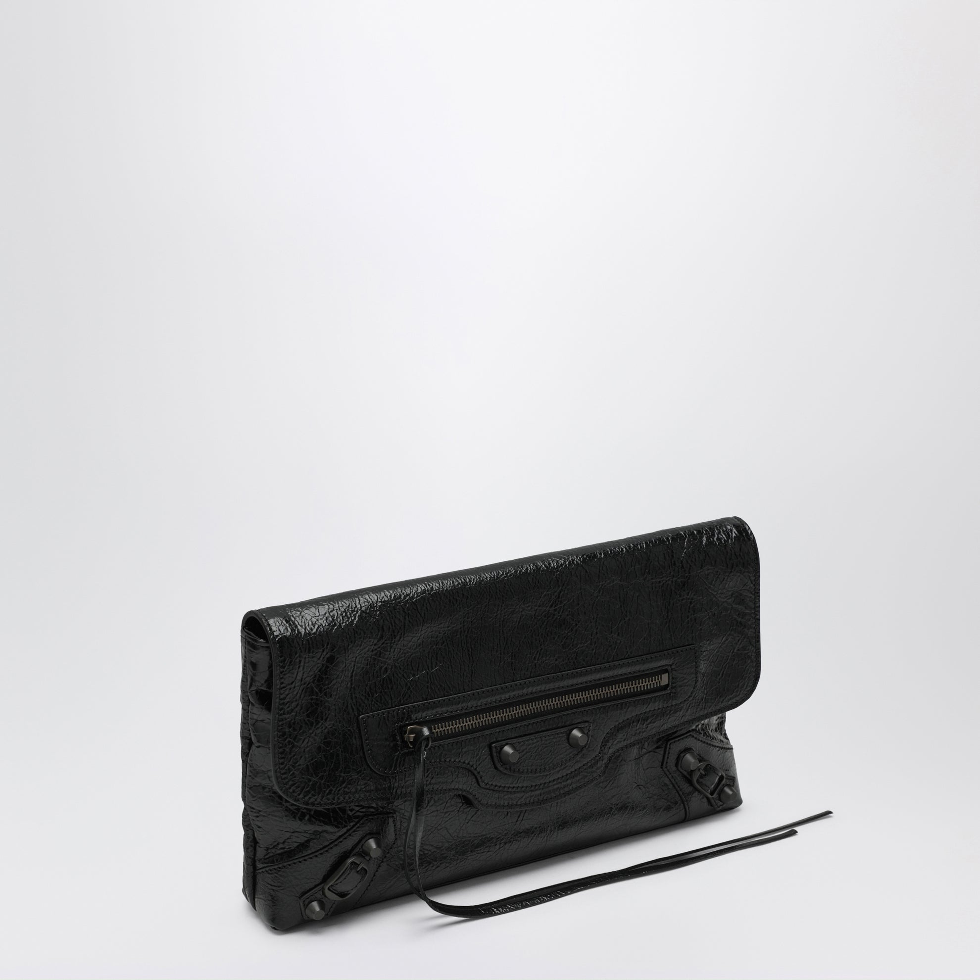 Clutch Le City in black Arena lambskin leather
