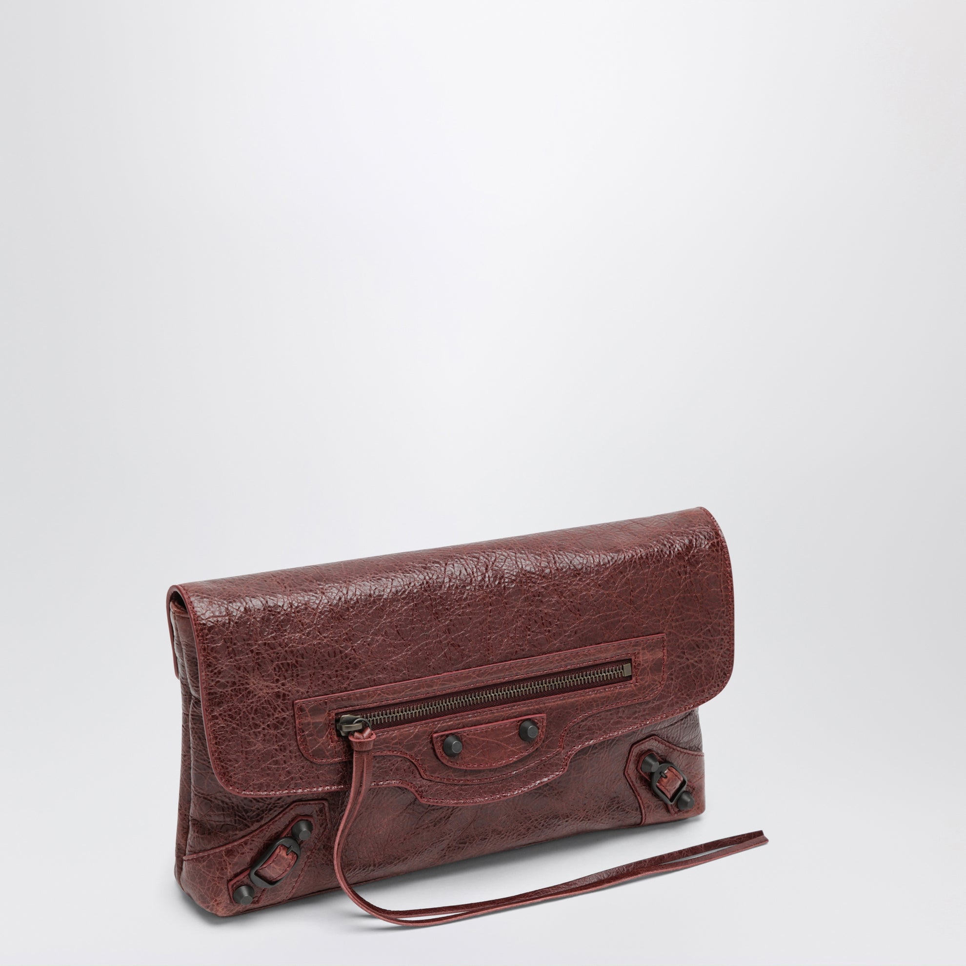 Le City pouch in Merlot leather