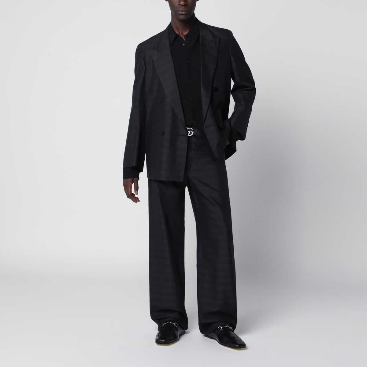 Pantalone ampio nero e grigio in seta
