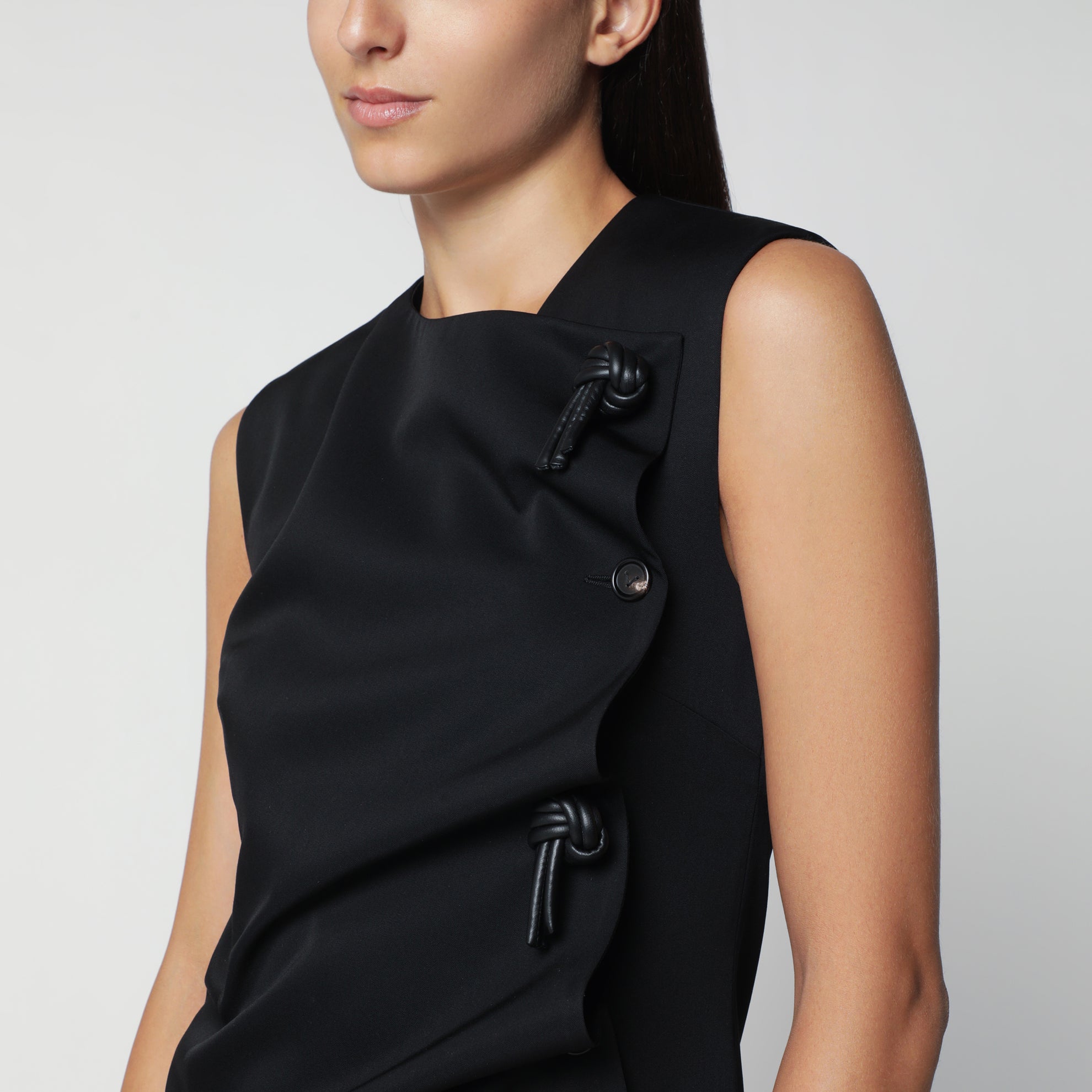 Abito midi nero in lana