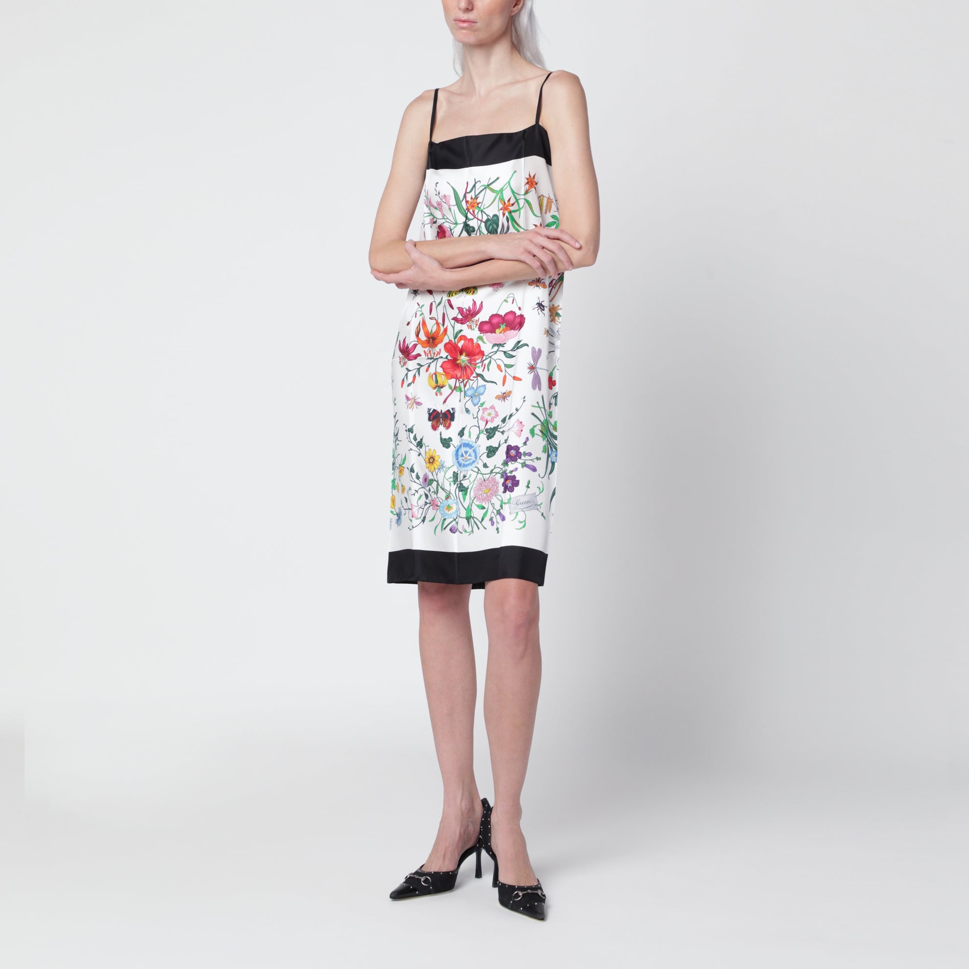 Robe blanche et noire en twill de soie