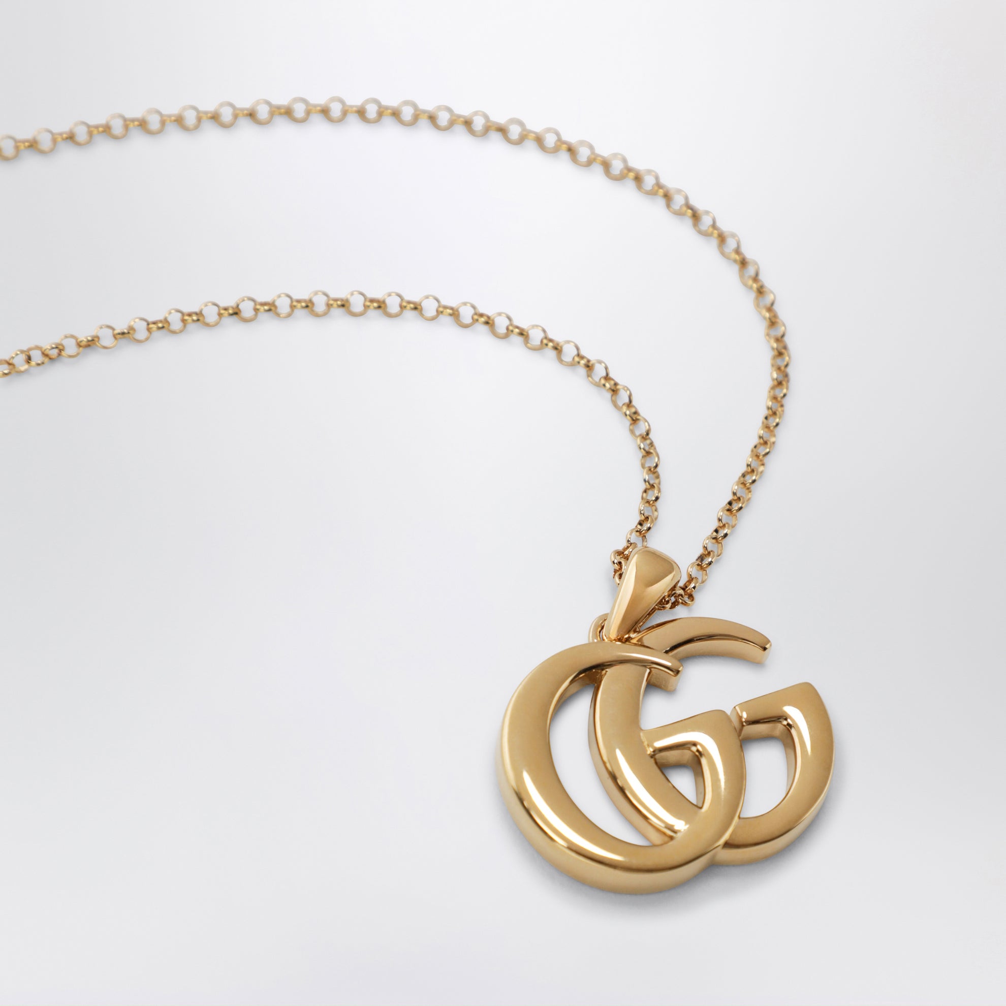 Collana GG Marmont con pendente Doppia G dorata