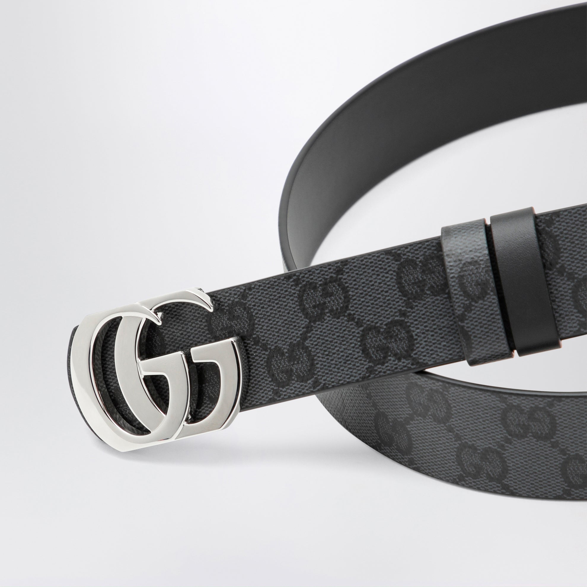 Wendegürtel Cut GG Marmont aus Stoff/Leder, schwarz